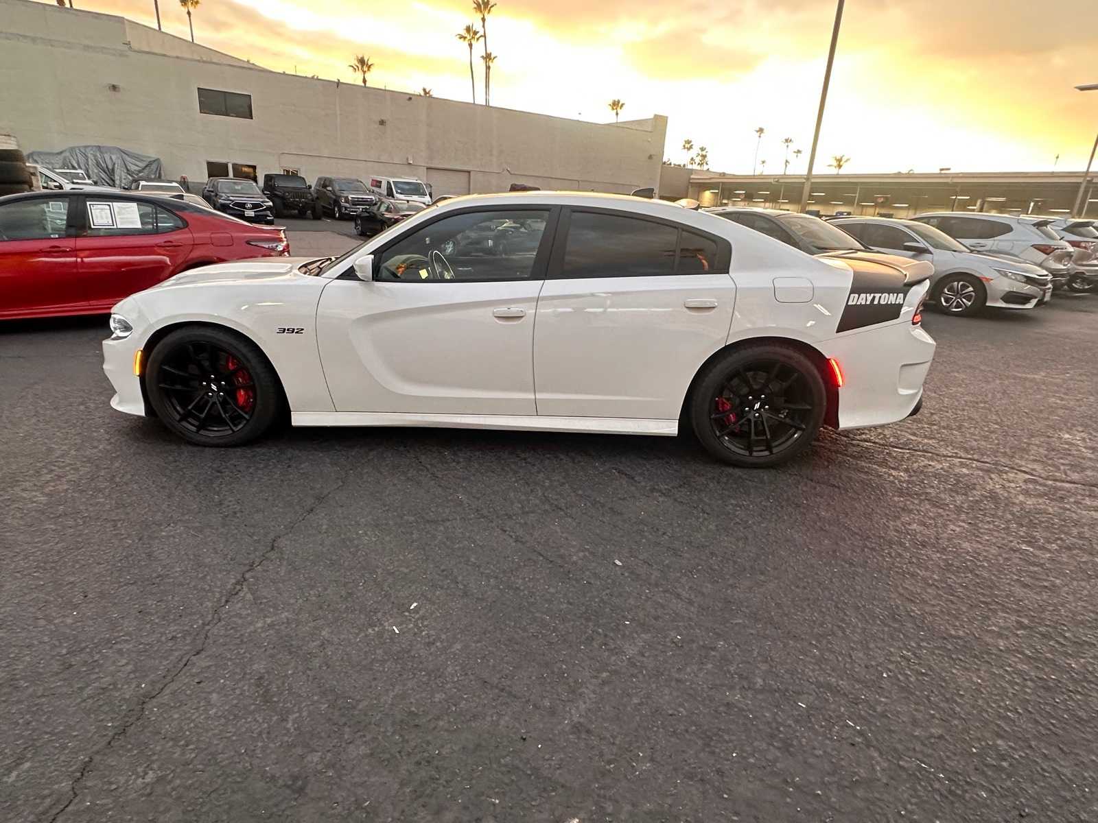 Thumbnail: 2018 Dodge Charger - 2