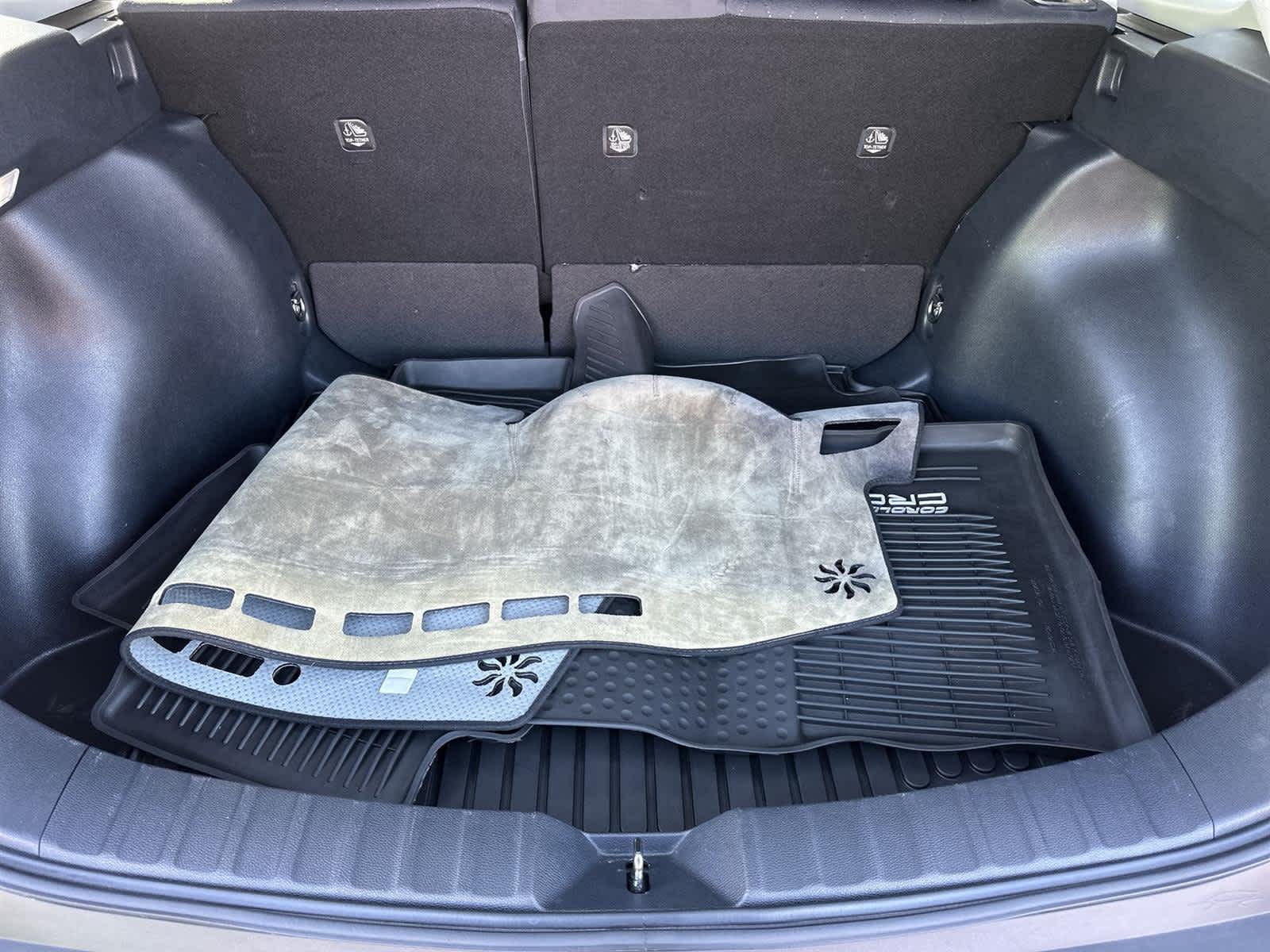 Thumbnail: 2023 Toyota Corolla Cross - 20