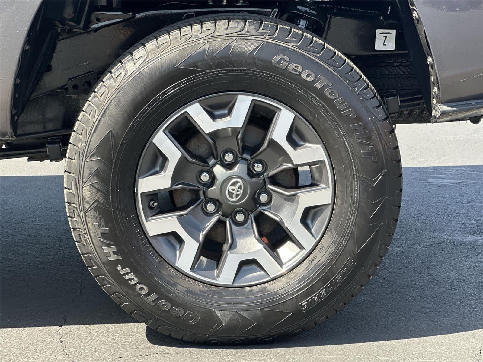 Thumbnail: 2020 Toyota Tacoma - 7