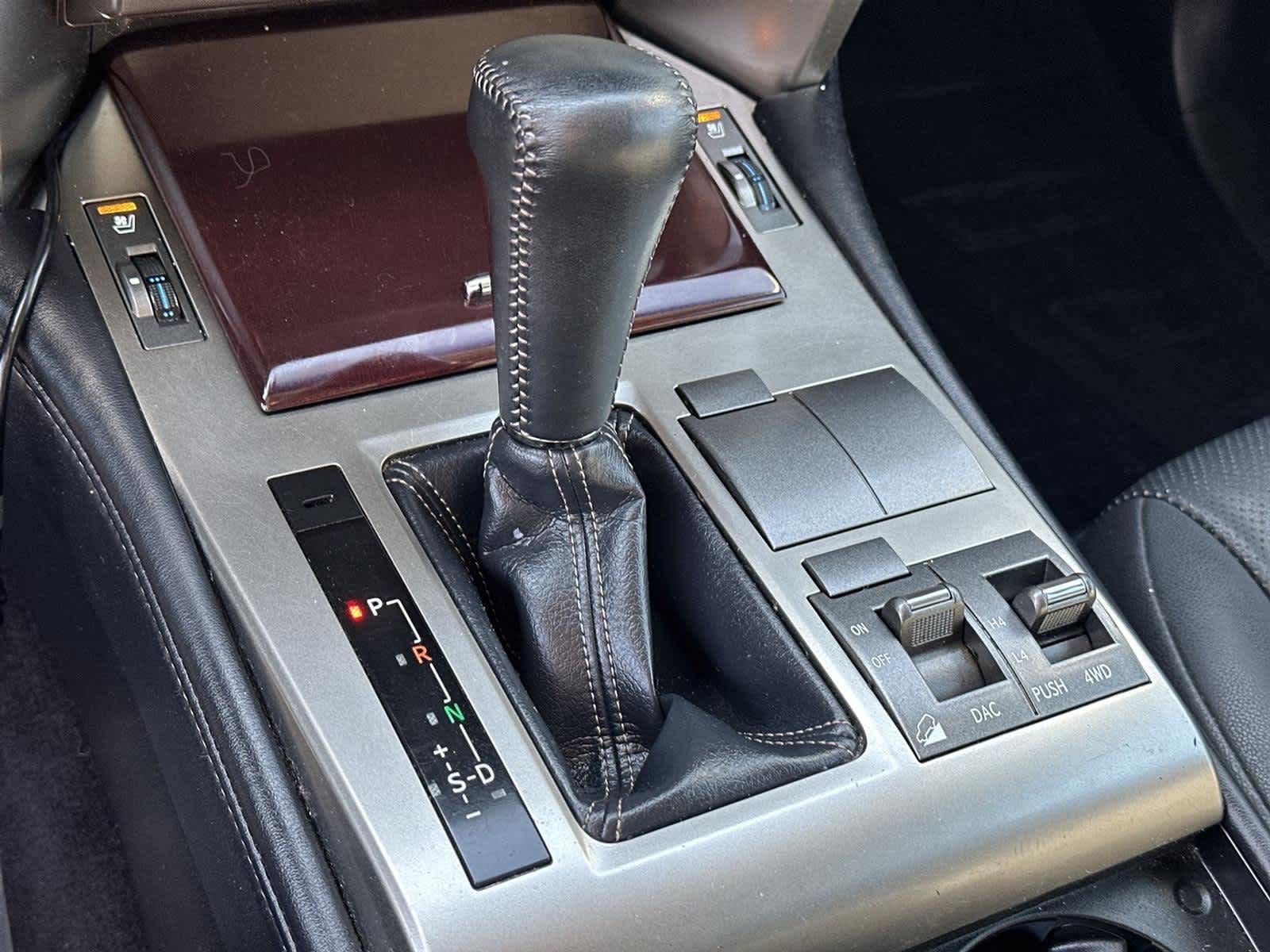 Thumbnail: 2019 Lexus GX - 18