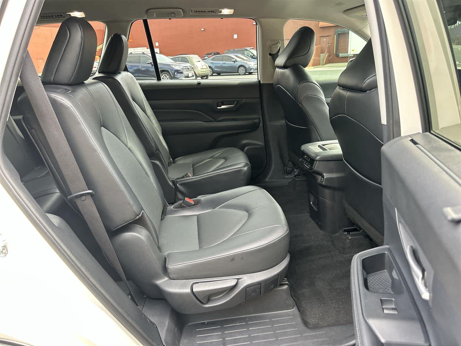 Thumbnail: 2024 Toyota Grand Highlander - 13