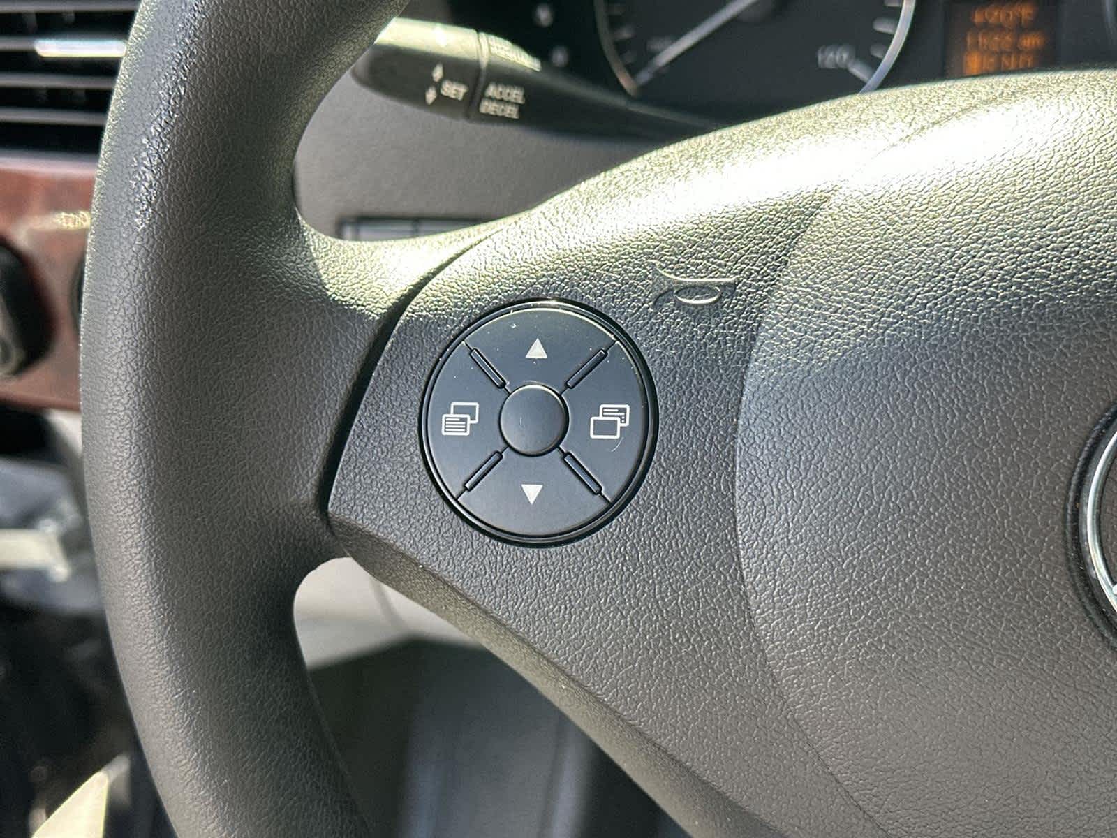 Thumbnail: 2016 Mercedes-Benz Sprinter - 20