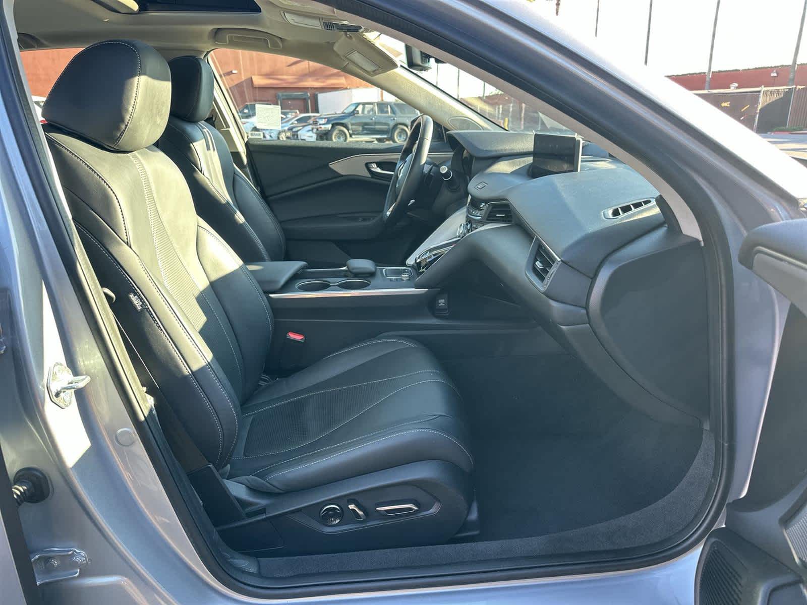 Thumbnail: 2025 Acura TLX - 14