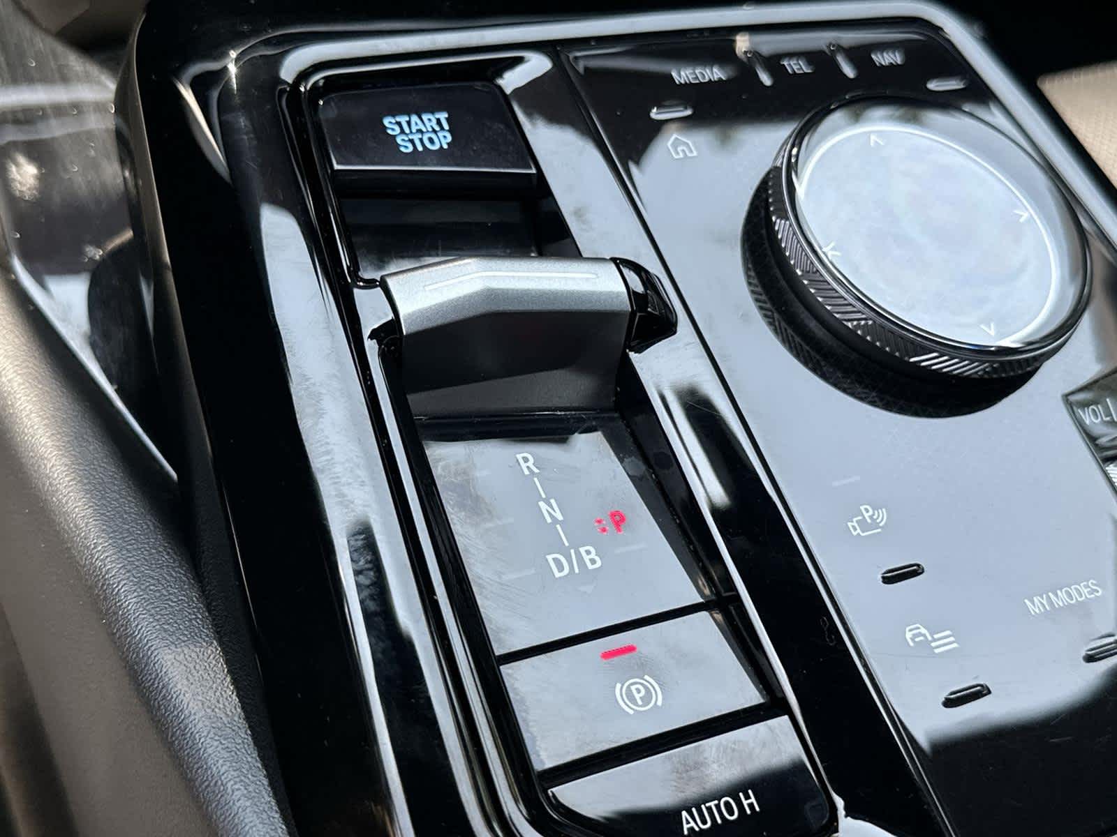 Thumbnail: 2024 BMW i5 - 18
