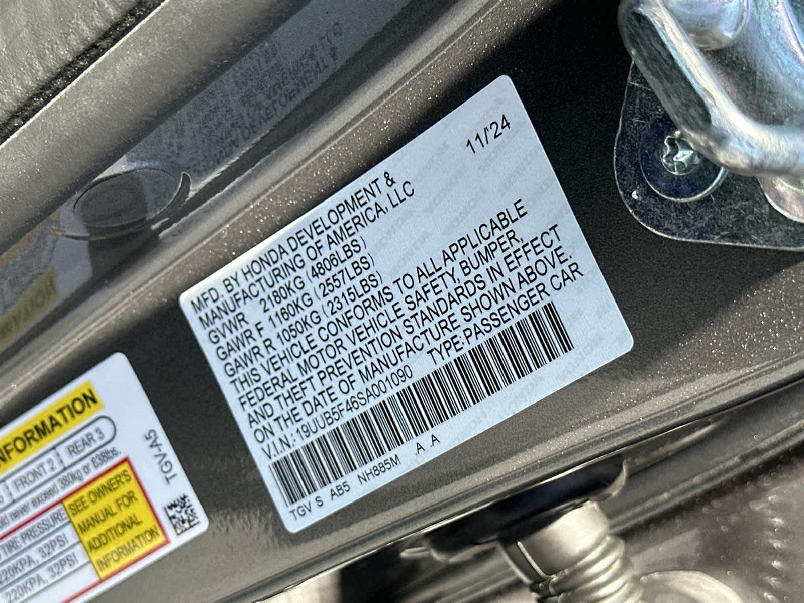 Thumbnail: 2025 Acura TLX - 22