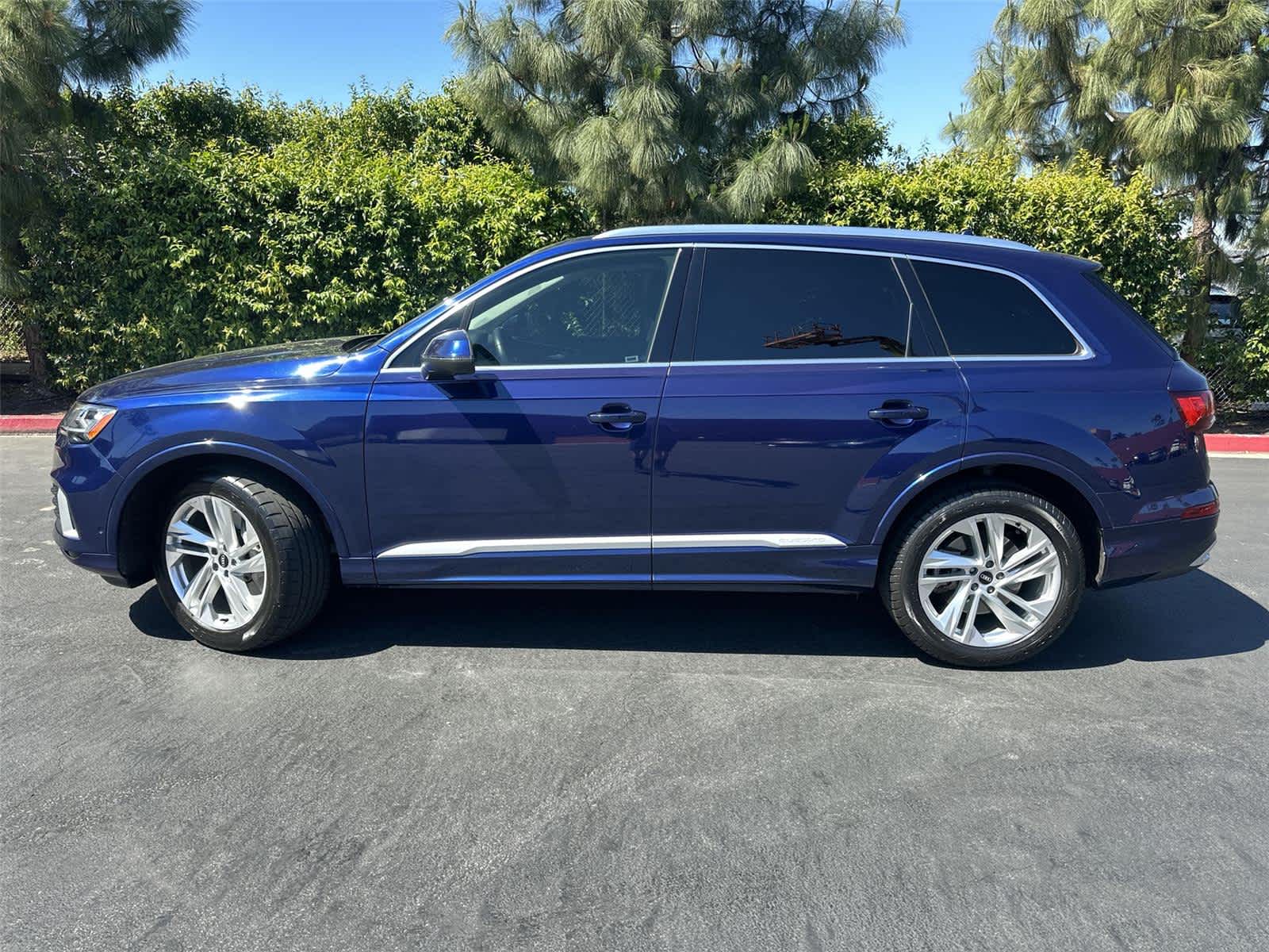 Thumbnail: 2021 Audi Q7 - 3