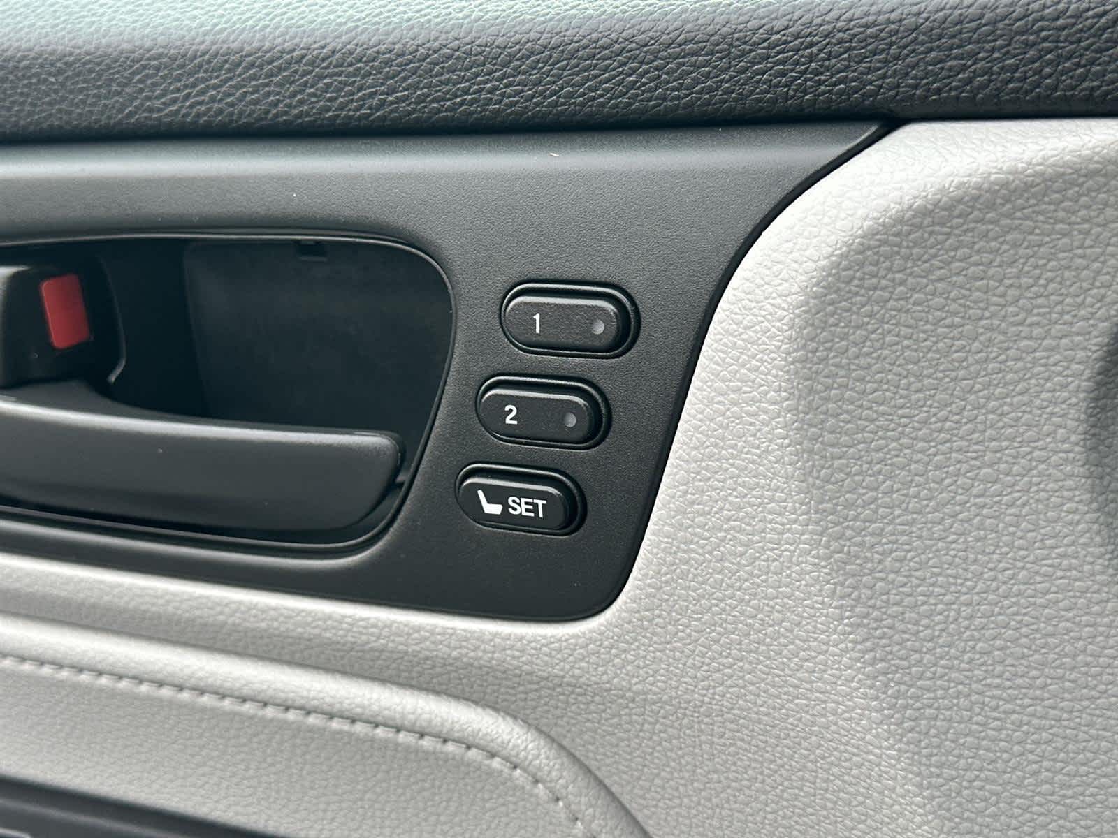 Thumbnail: 2020 Honda Odyssey - 29