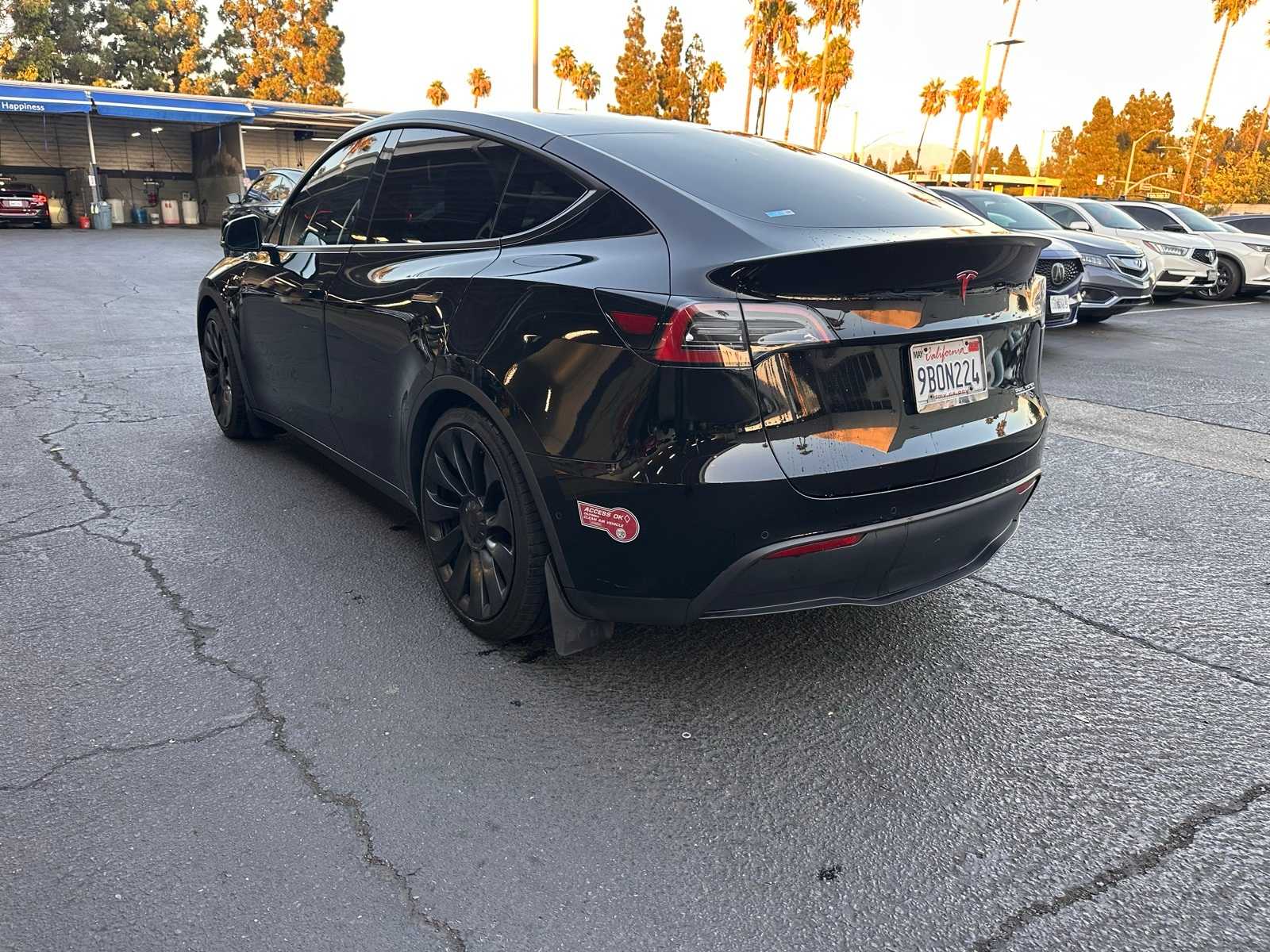 Thumbnail: 2022 Tesla Model Y - 3
