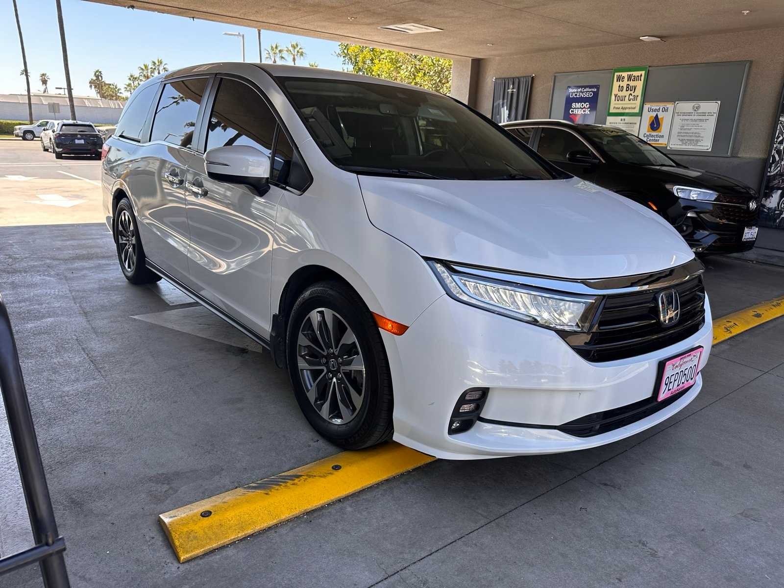 Thumbnail: 2023 Honda Odyssey - 7