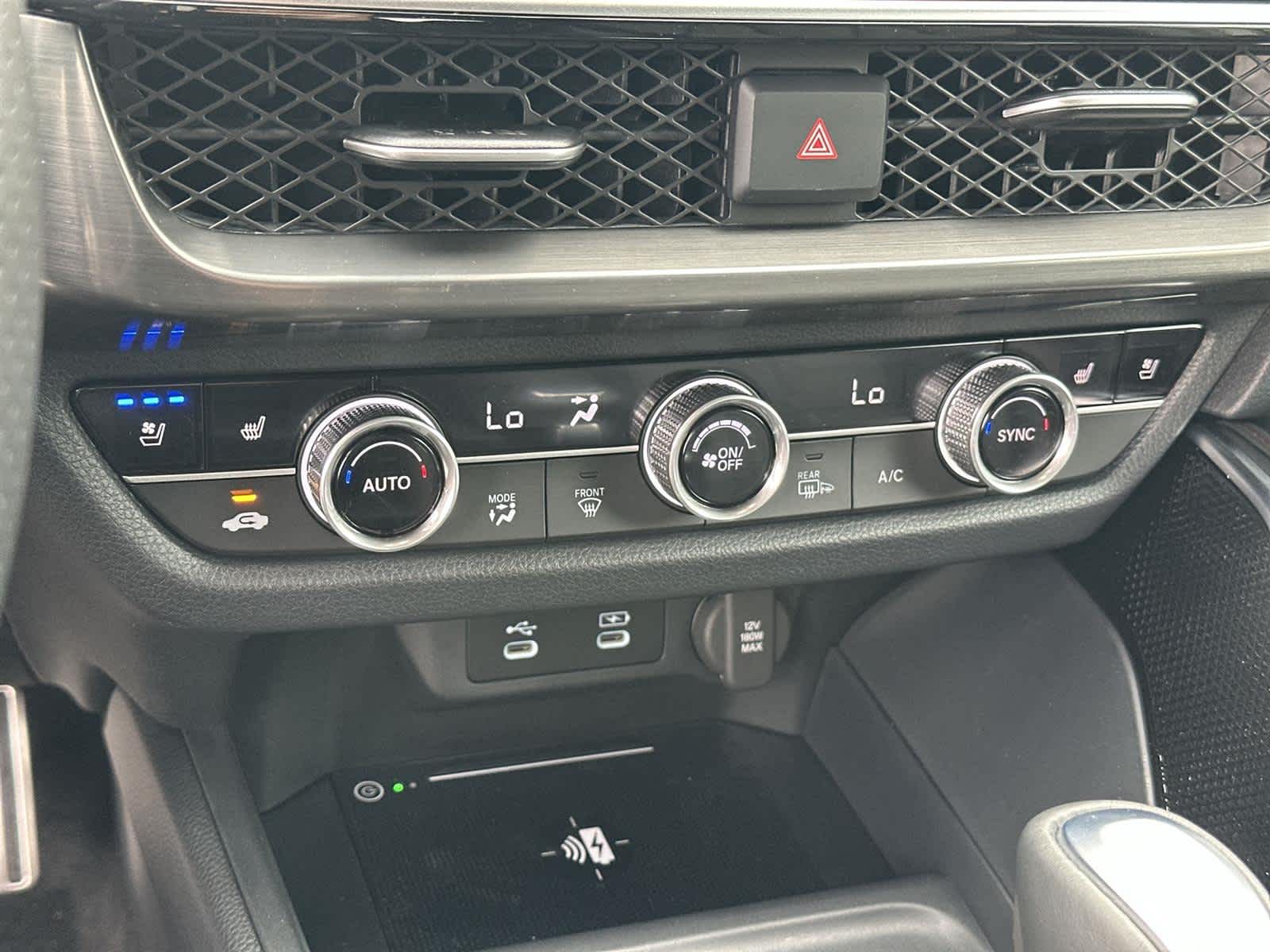 Thumbnail: 2025 Acura ADX - 28