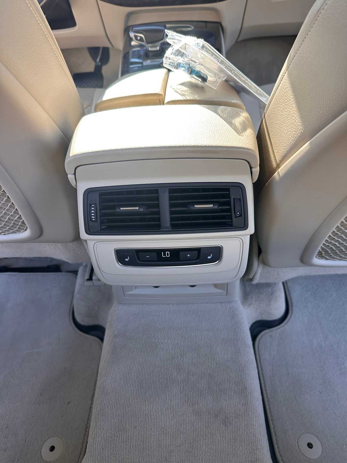 Thumbnail: 2019 Audi Q7 - 23