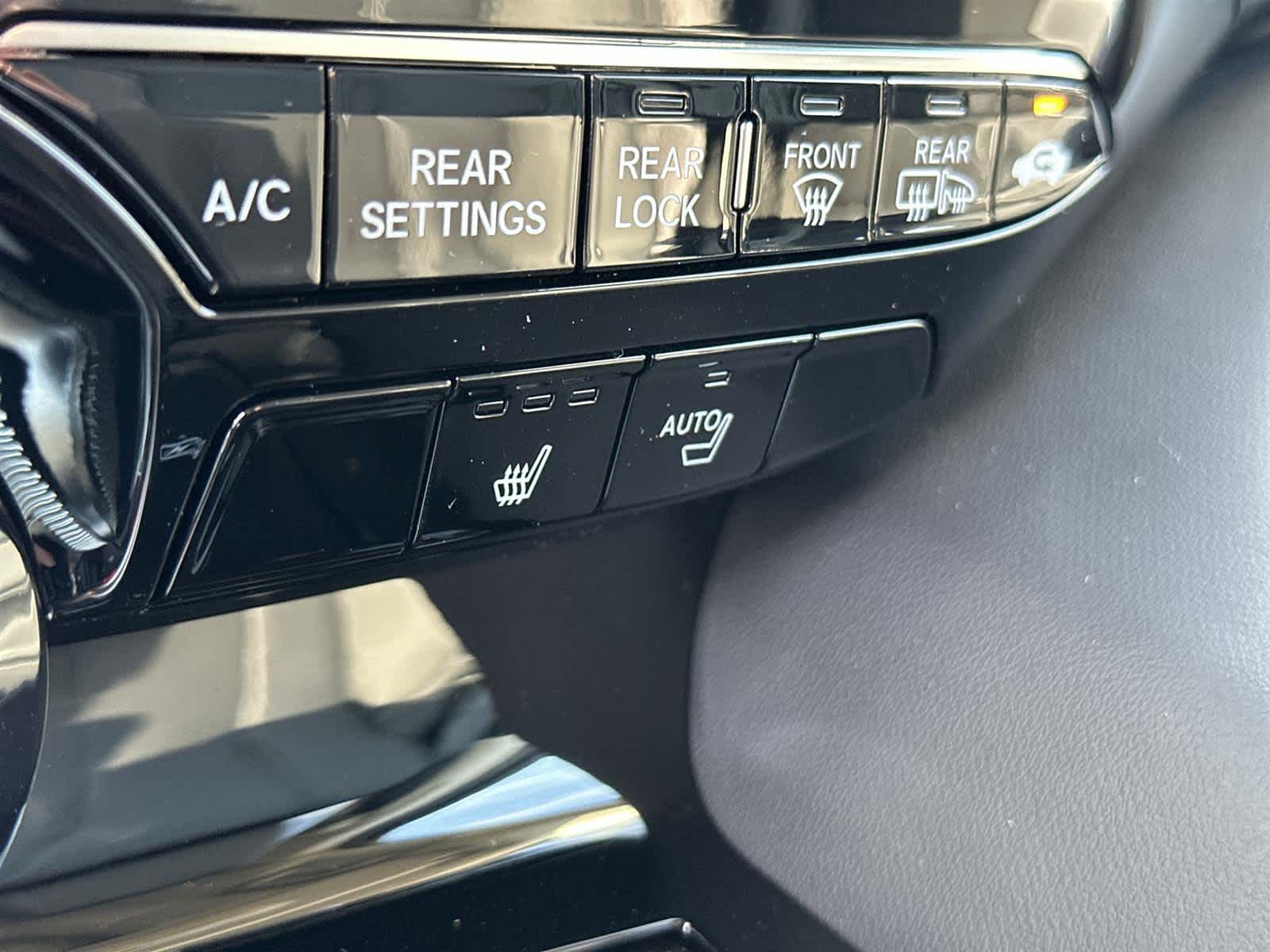 Thumbnail: 2026 Acura MDX - 25