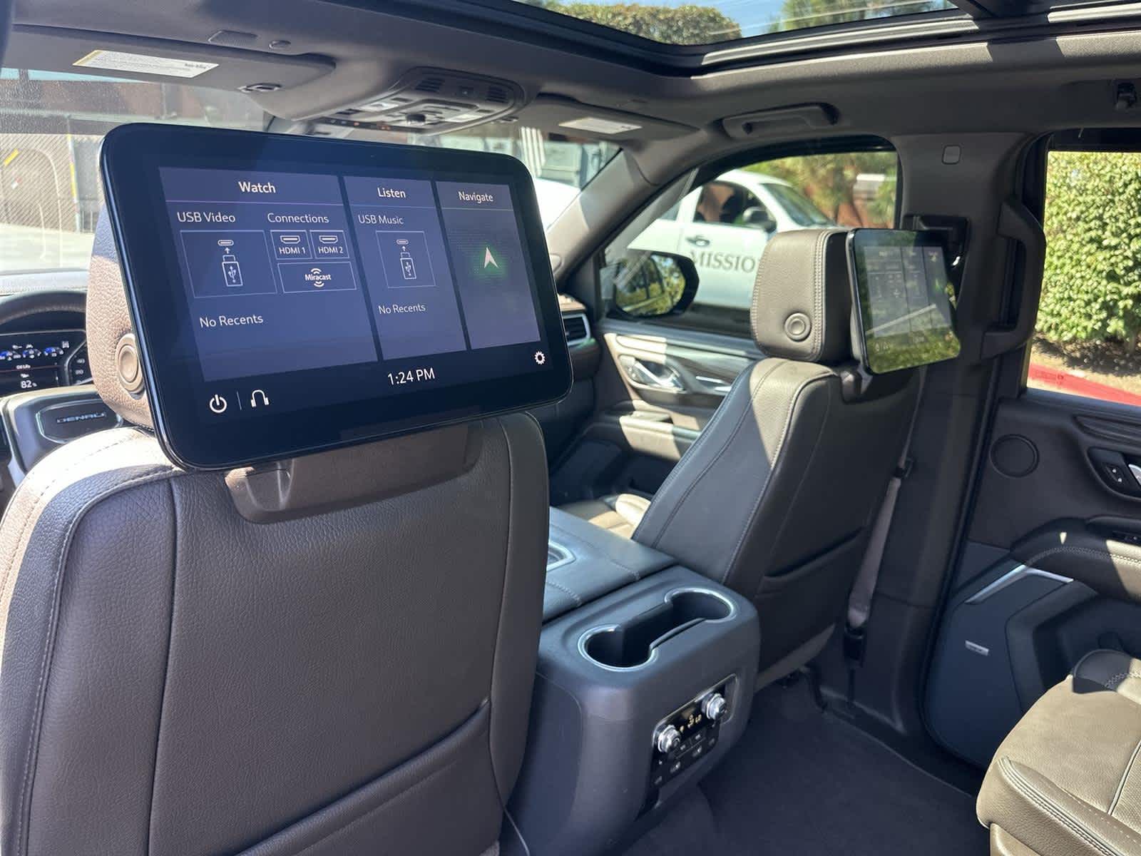 Thumbnail: 2021 GMC Yukon - 30