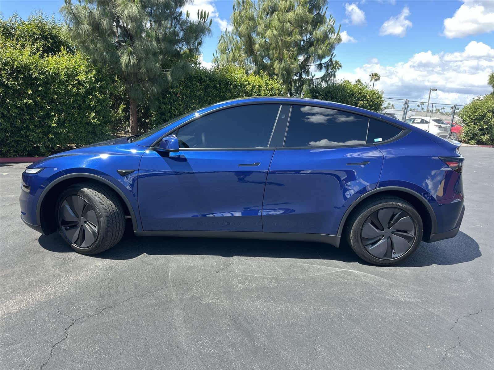 Thumbnail: 2026 Tesla Model Y - 3