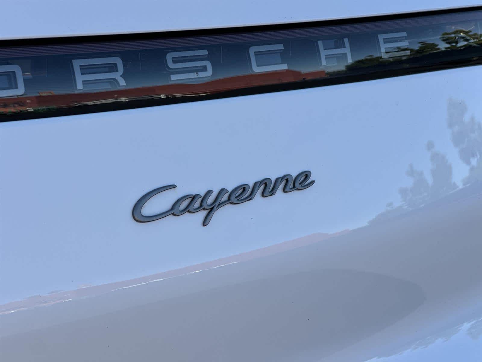 Thumbnail: 2023 Porsche Cayenne - 7