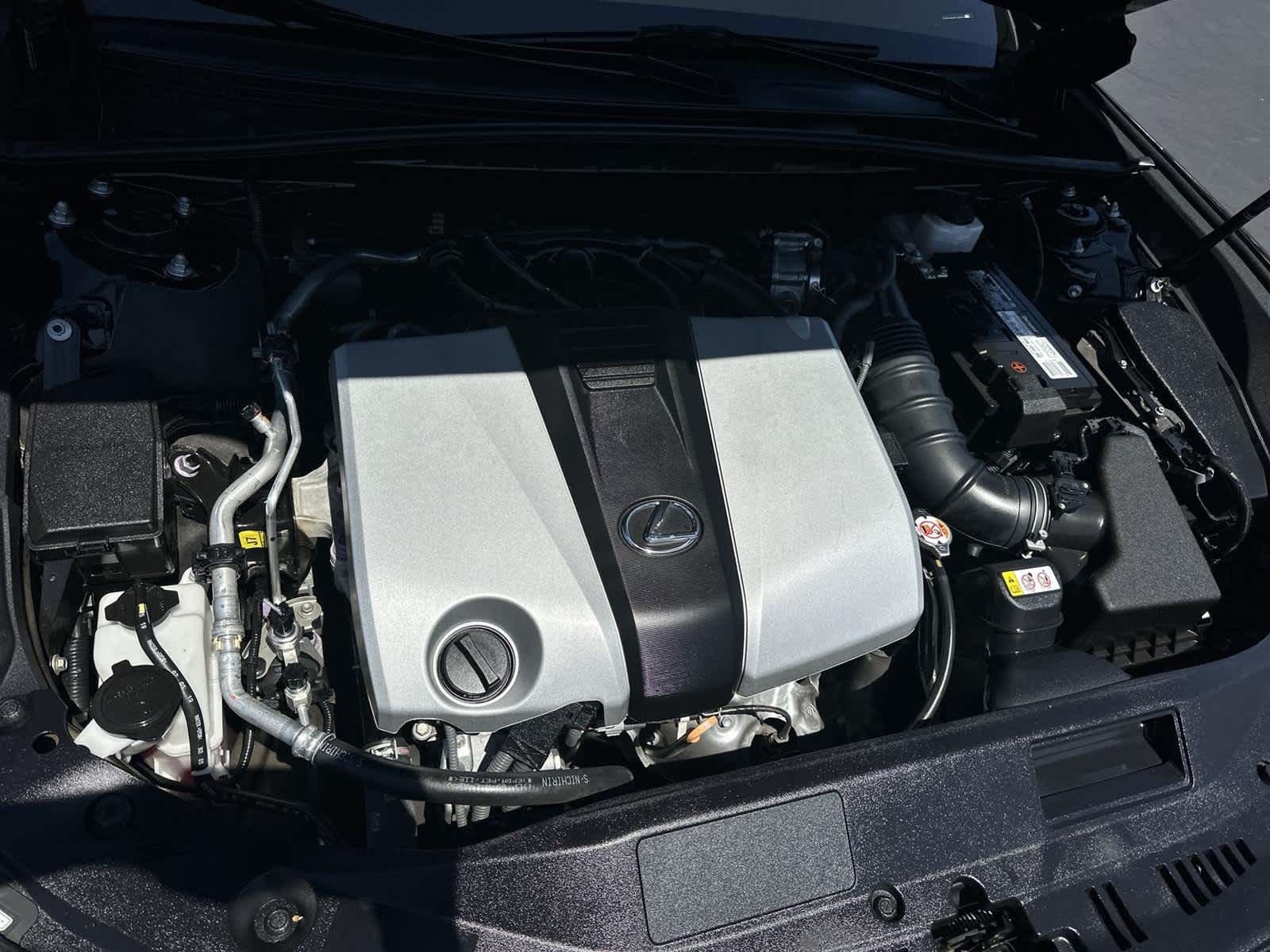 Thumbnail: 2020 Lexus ES - 9