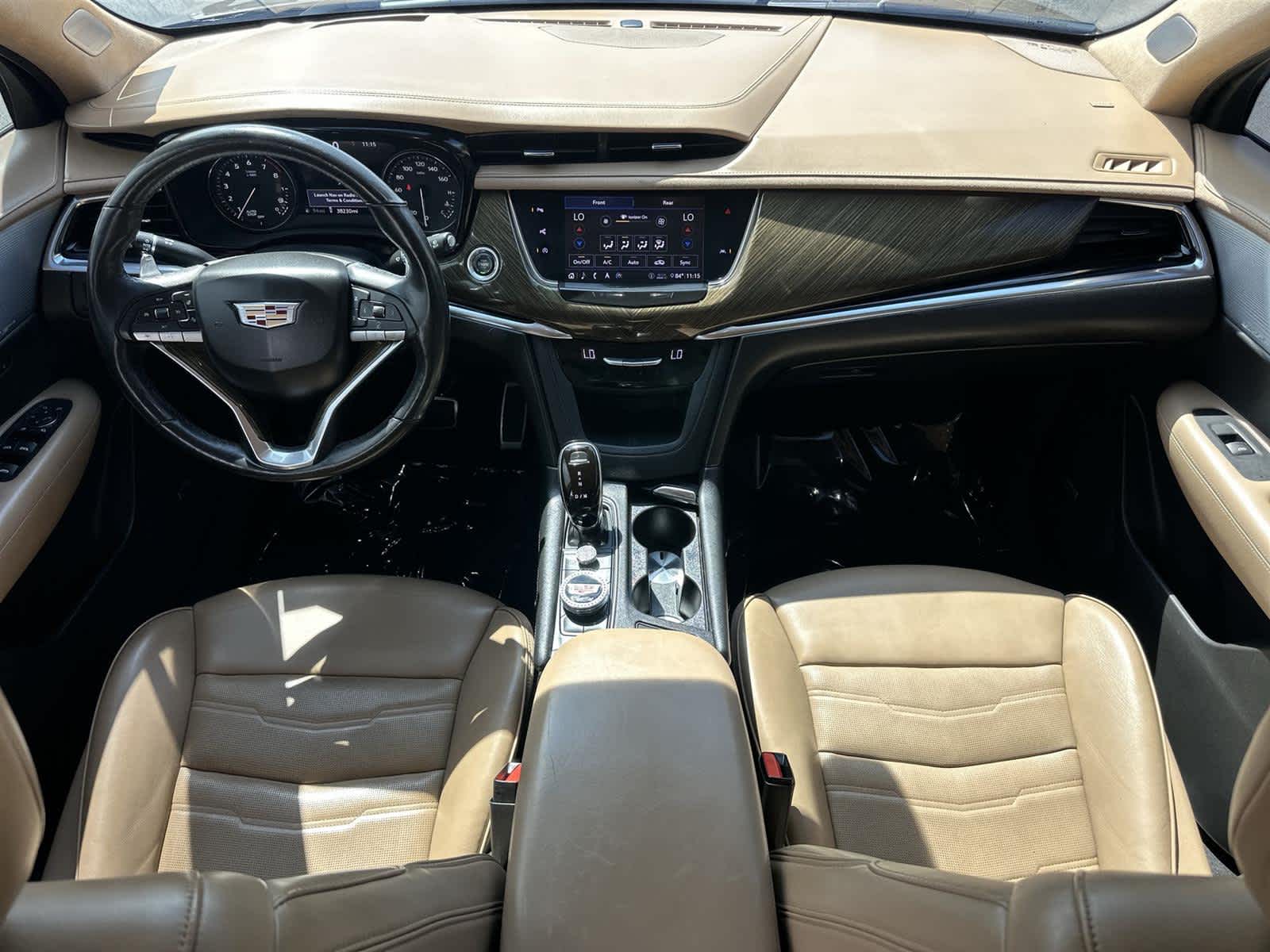 Thumbnail: 2020 Cadillac XT6 - 10