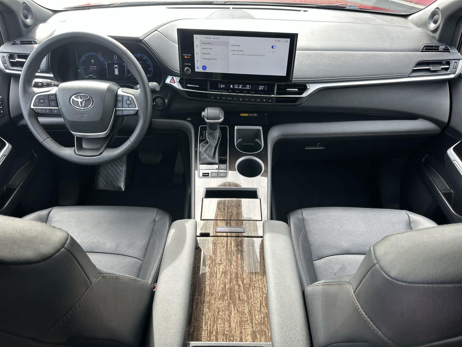 Thumbnail: 2025 Toyota Sienna - 10