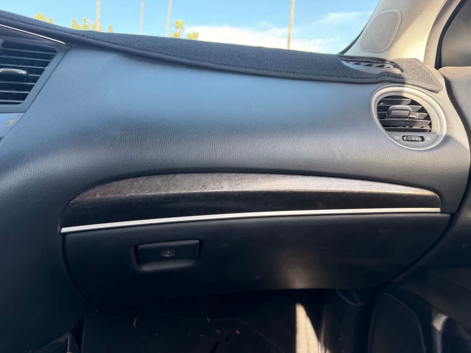 Thumbnail: 2015 INFINITI QX60 - 18