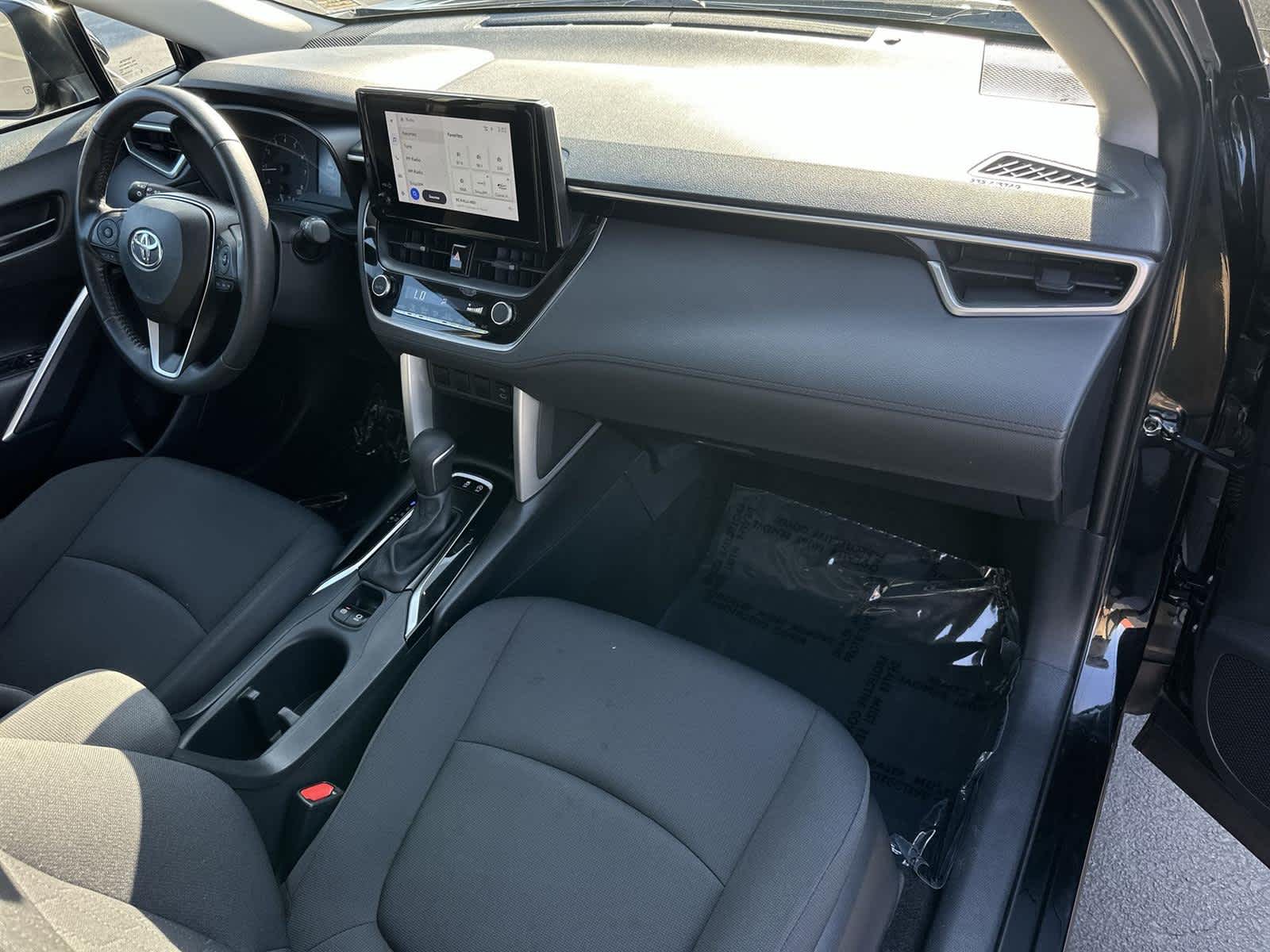 Thumbnail: 2023 Toyota Corolla Cross - 12