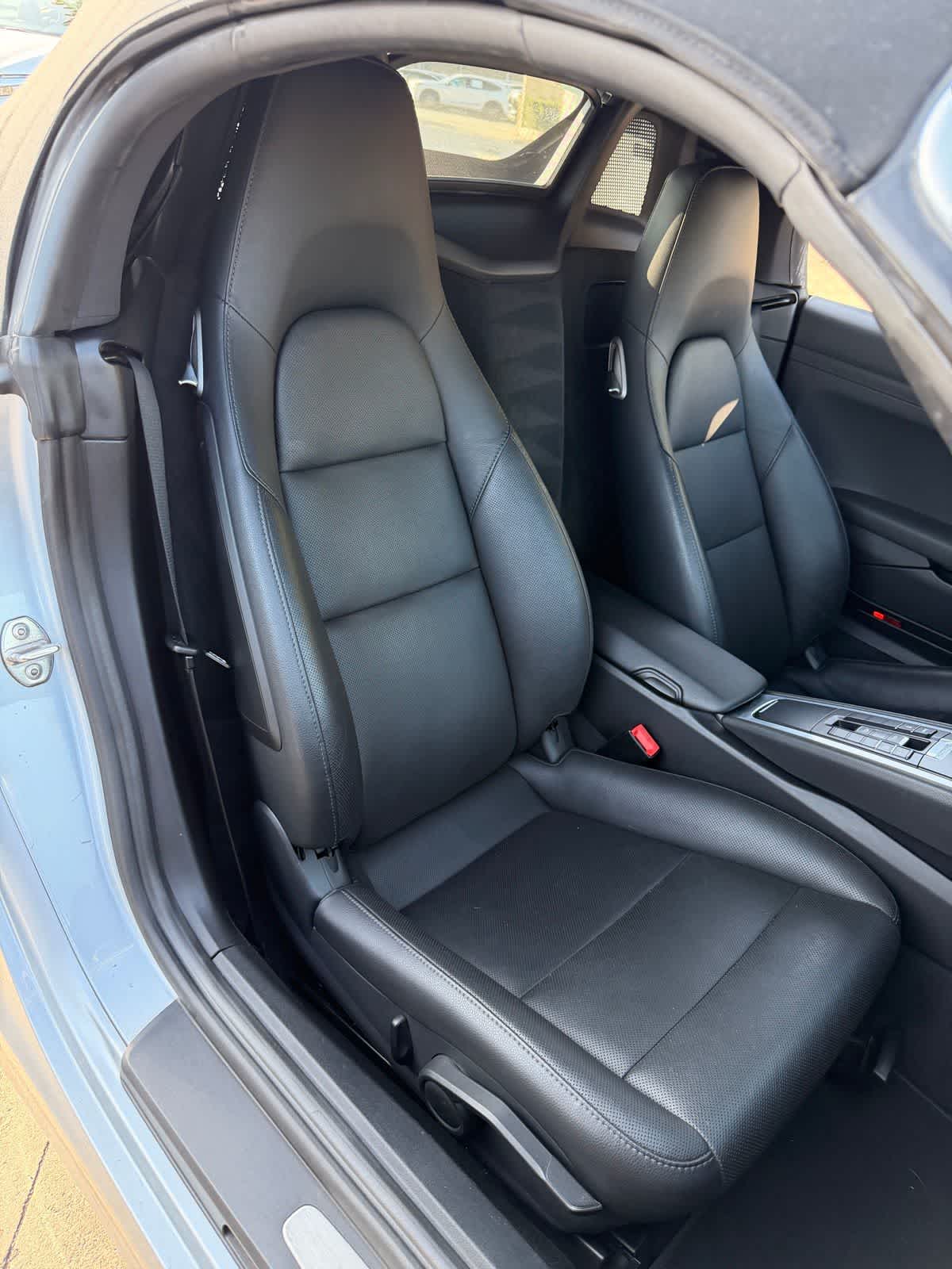 Thumbnail: 2015 Porsche Boxster - 11