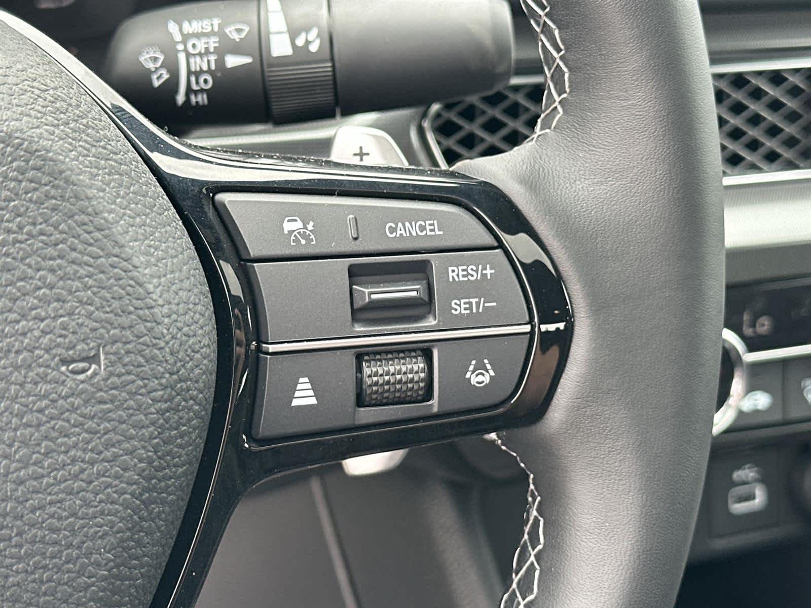 Thumbnail: 2025 Acura Integra - 24