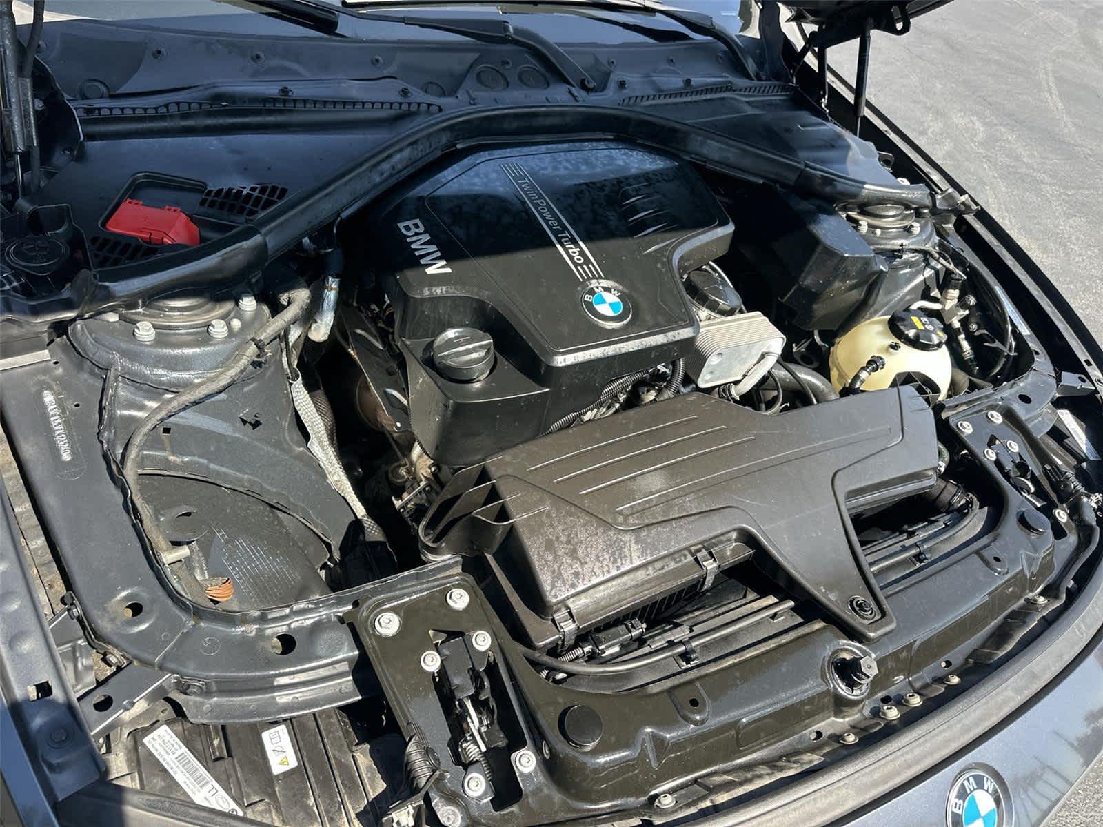 Thumbnail: 2015 BMW 3 Series - 9