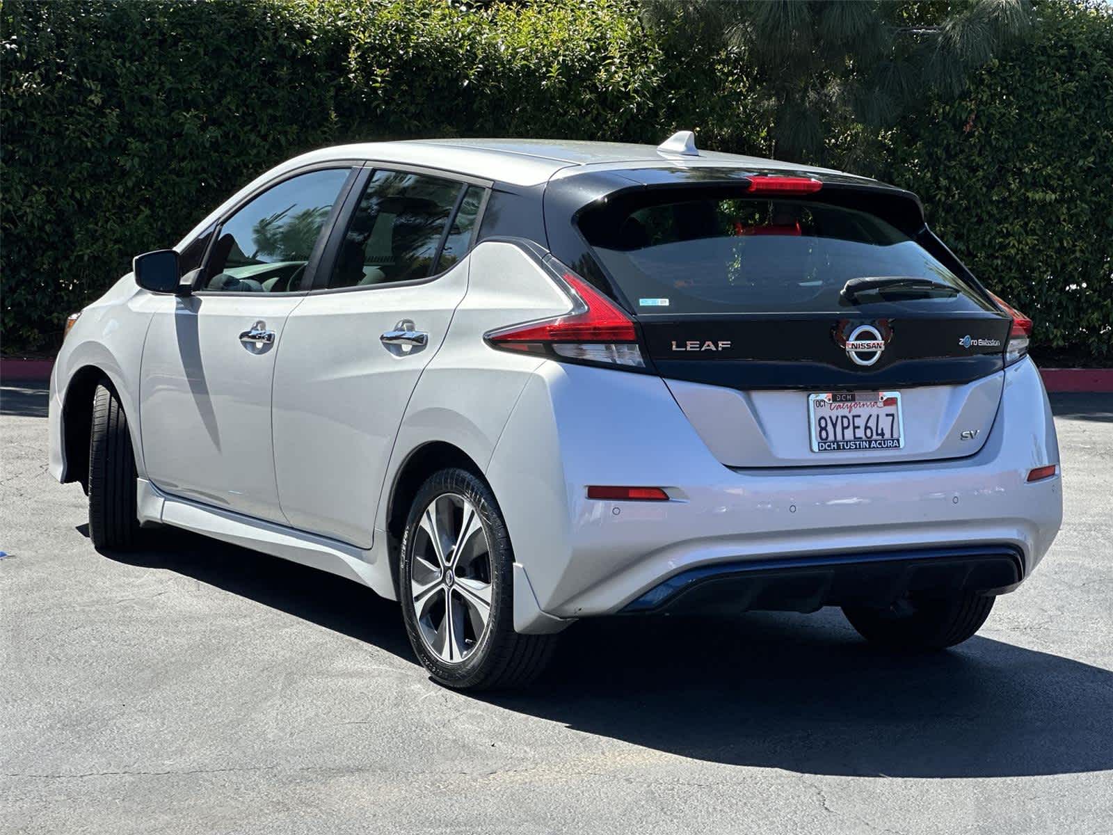 Thumbnail: 2022 Nissan Leaf - 5