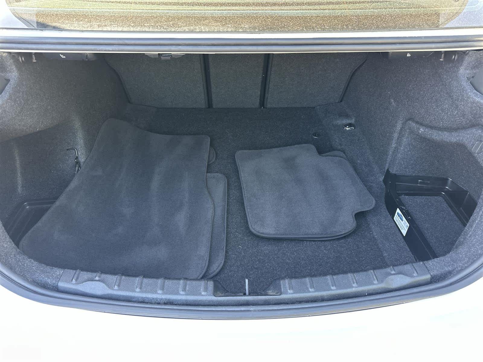 Thumbnail: 2017 BMW 3 Series - 20