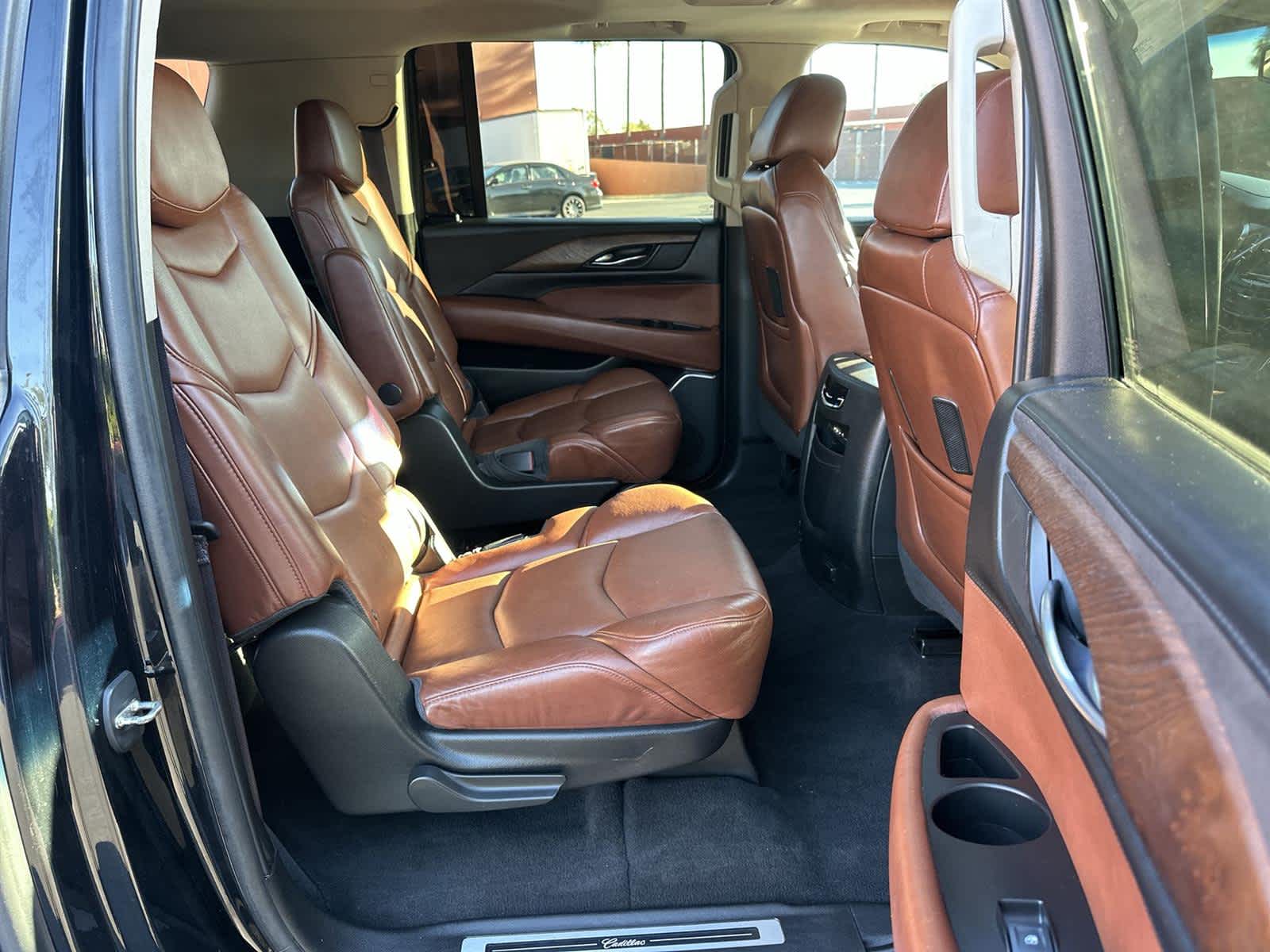 Thumbnail: 2016 Cadillac Escalade - 13