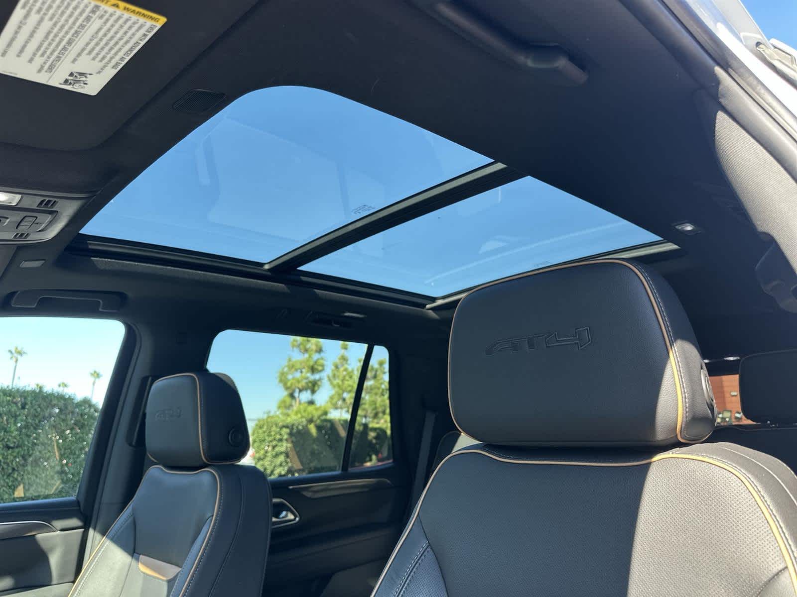 Thumbnail: 2023 GMC Yukon - 30