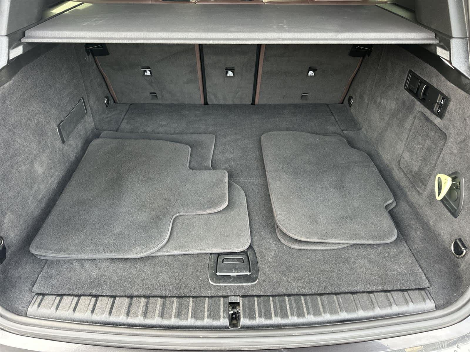 Thumbnail: 2024 BMW iX - 20