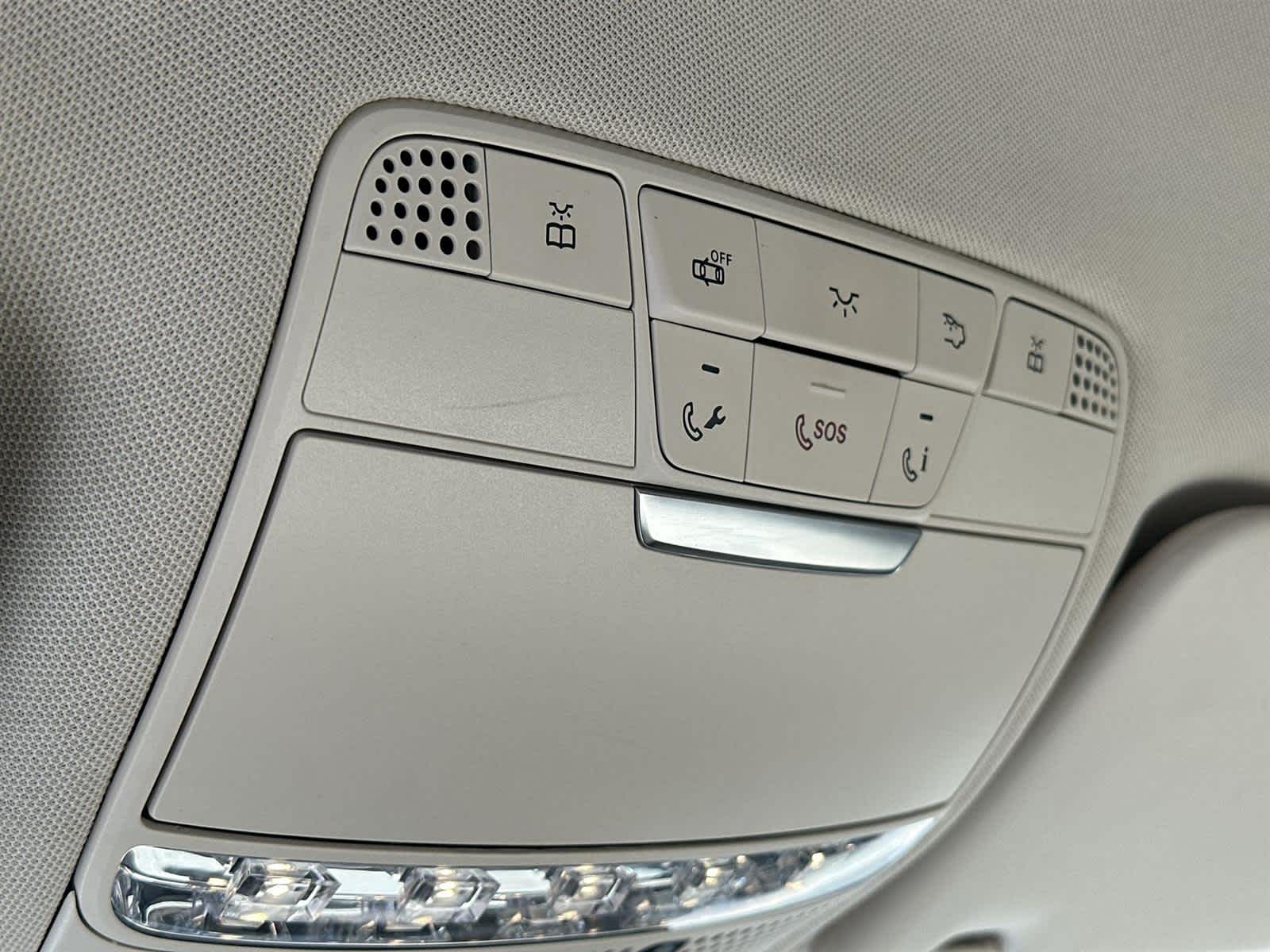 Thumbnail: 2018 Mercedes-Benz GLC - 32