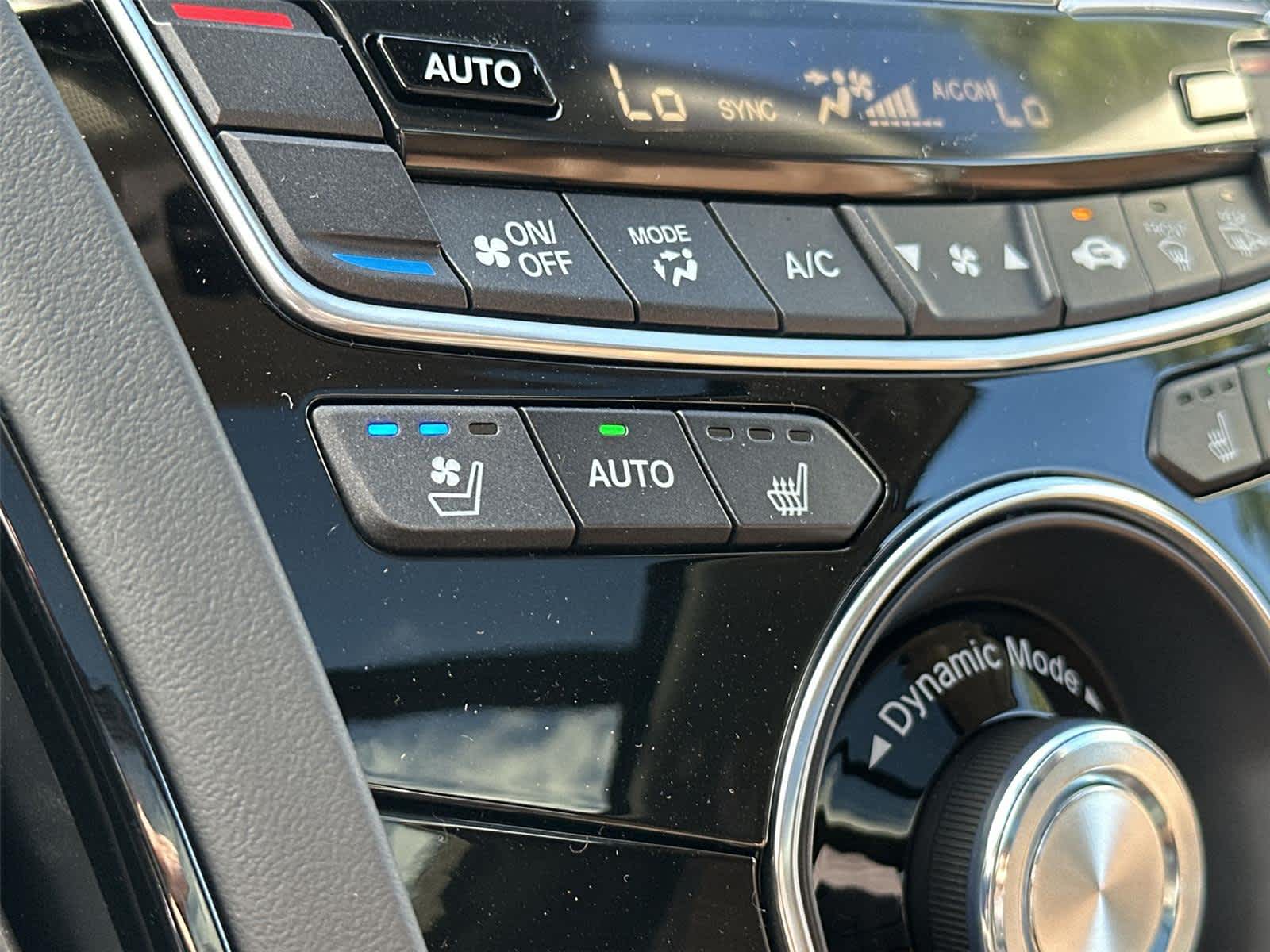 Thumbnail: 2026 Acura RDX - 25