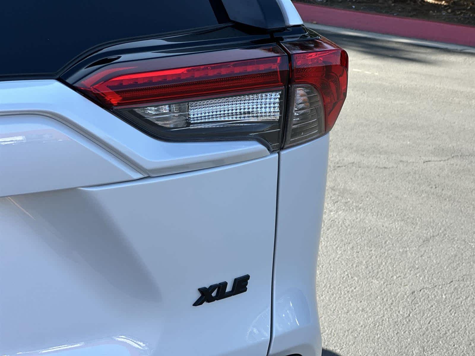 Thumbnail: 2025 Toyota RAV4 - 7