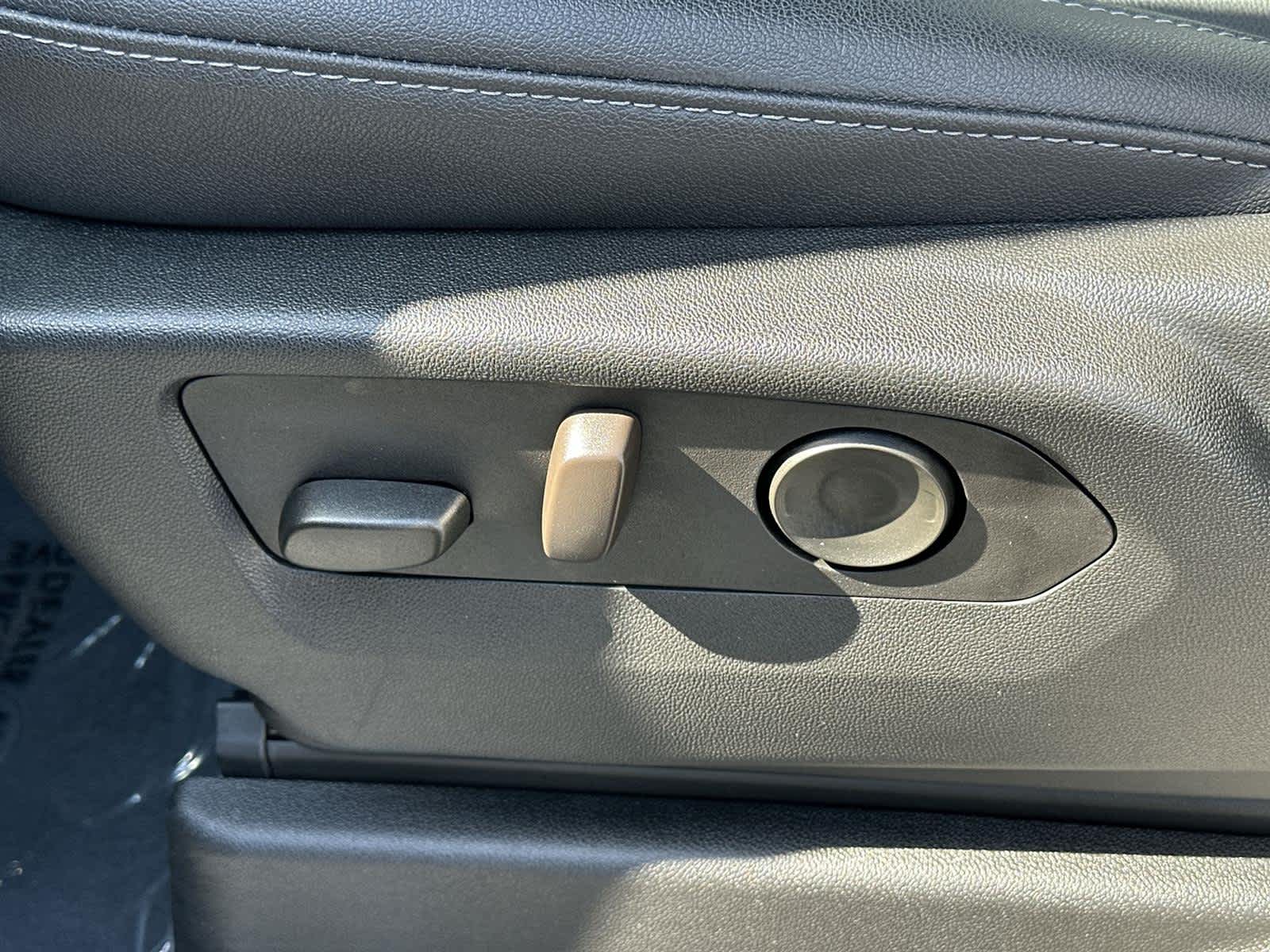 Thumbnail: 2024 Chevrolet Tahoe - 23