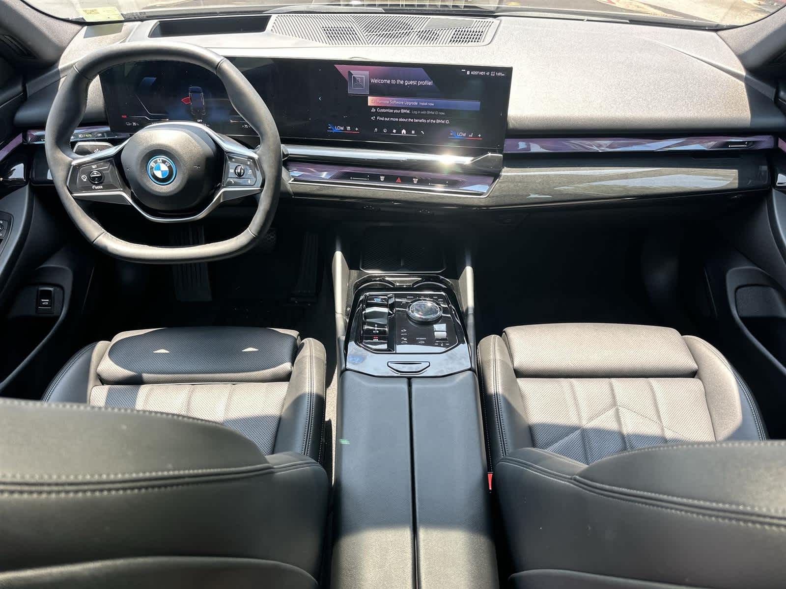 Thumbnail: 2024 BMW i5 - 10