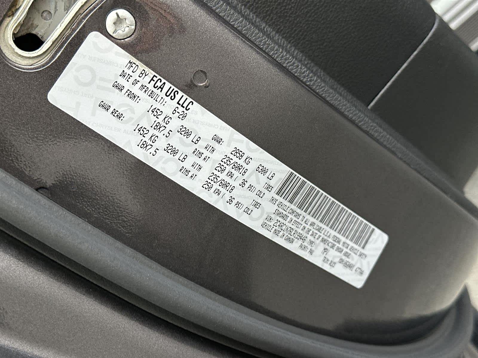 Thumbnail: 2020 Chrysler Pacifica - 22