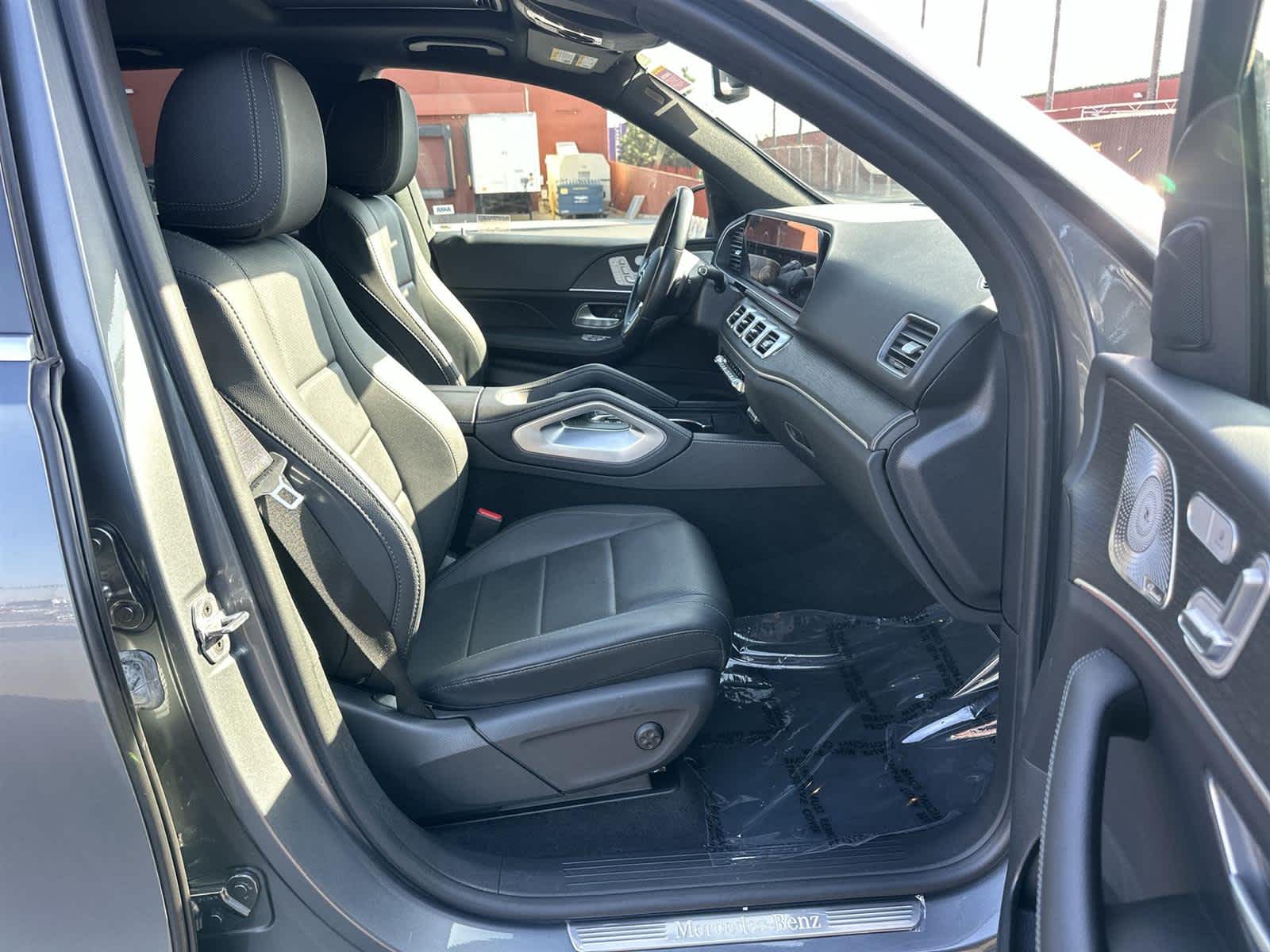 Thumbnail: 2023 Mercedes-Benz GLE - 14