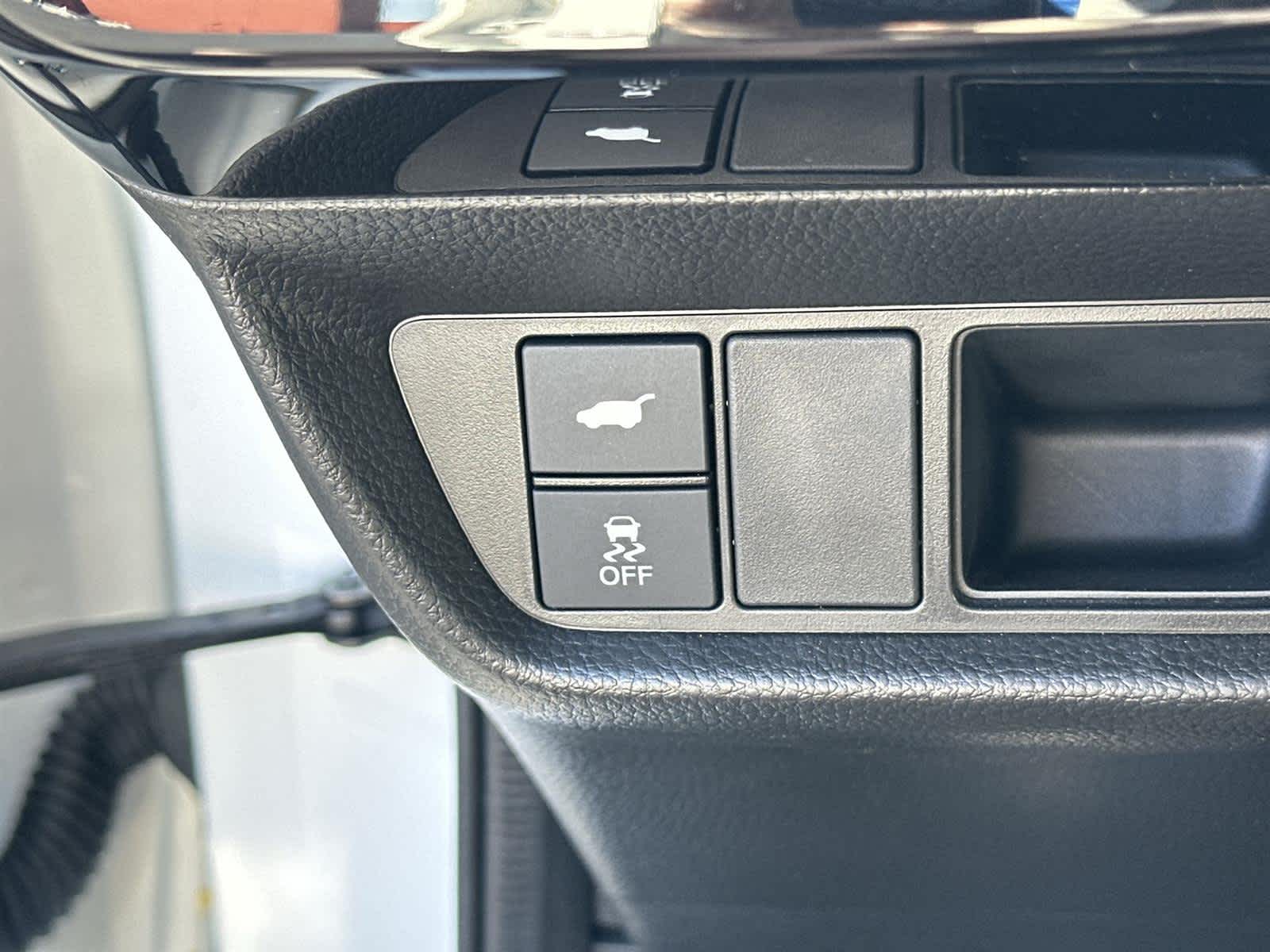 Thumbnail: 2025 Acura ADX - 30