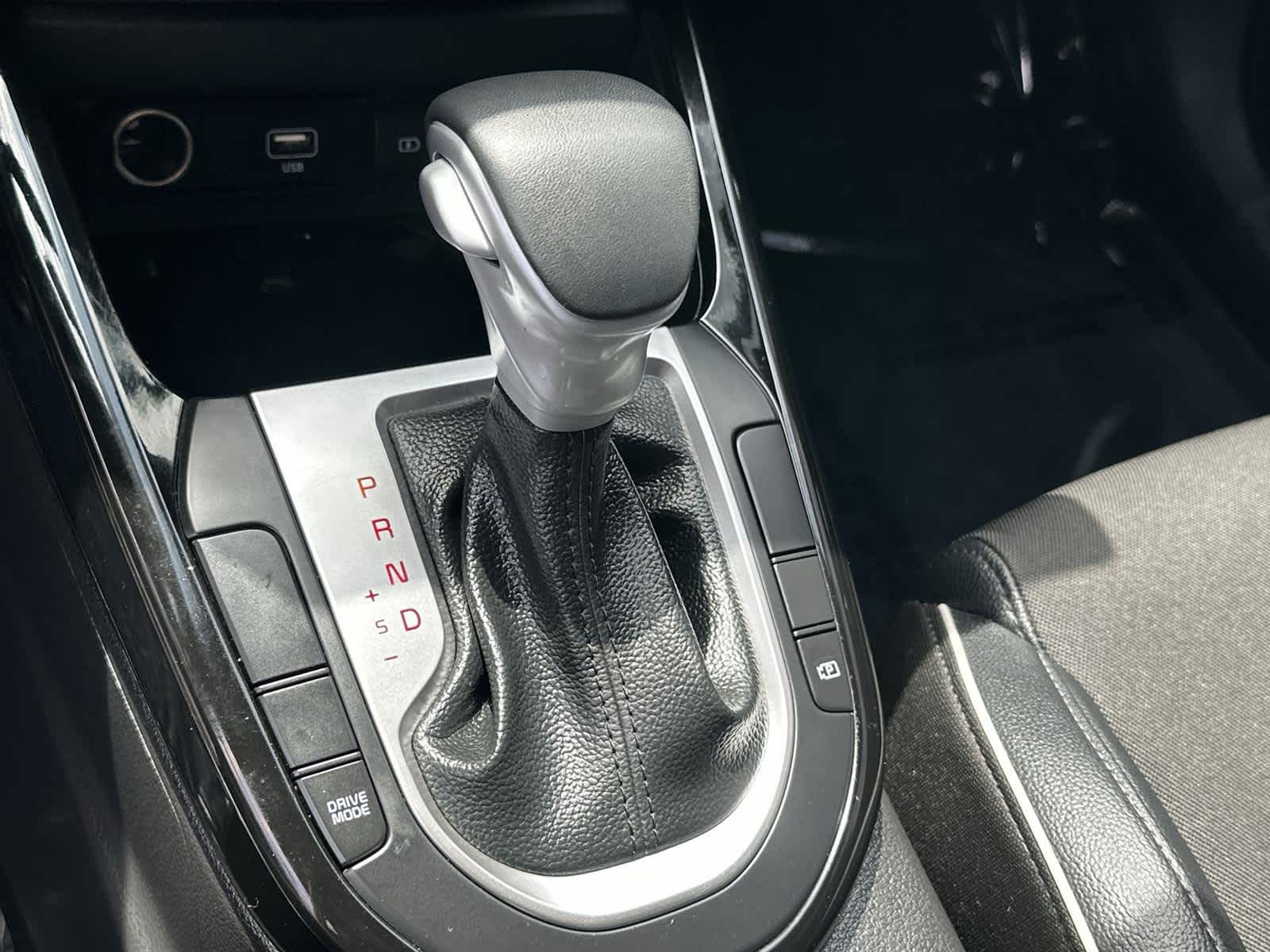 Thumbnail: 2023 Kia Forte - 18