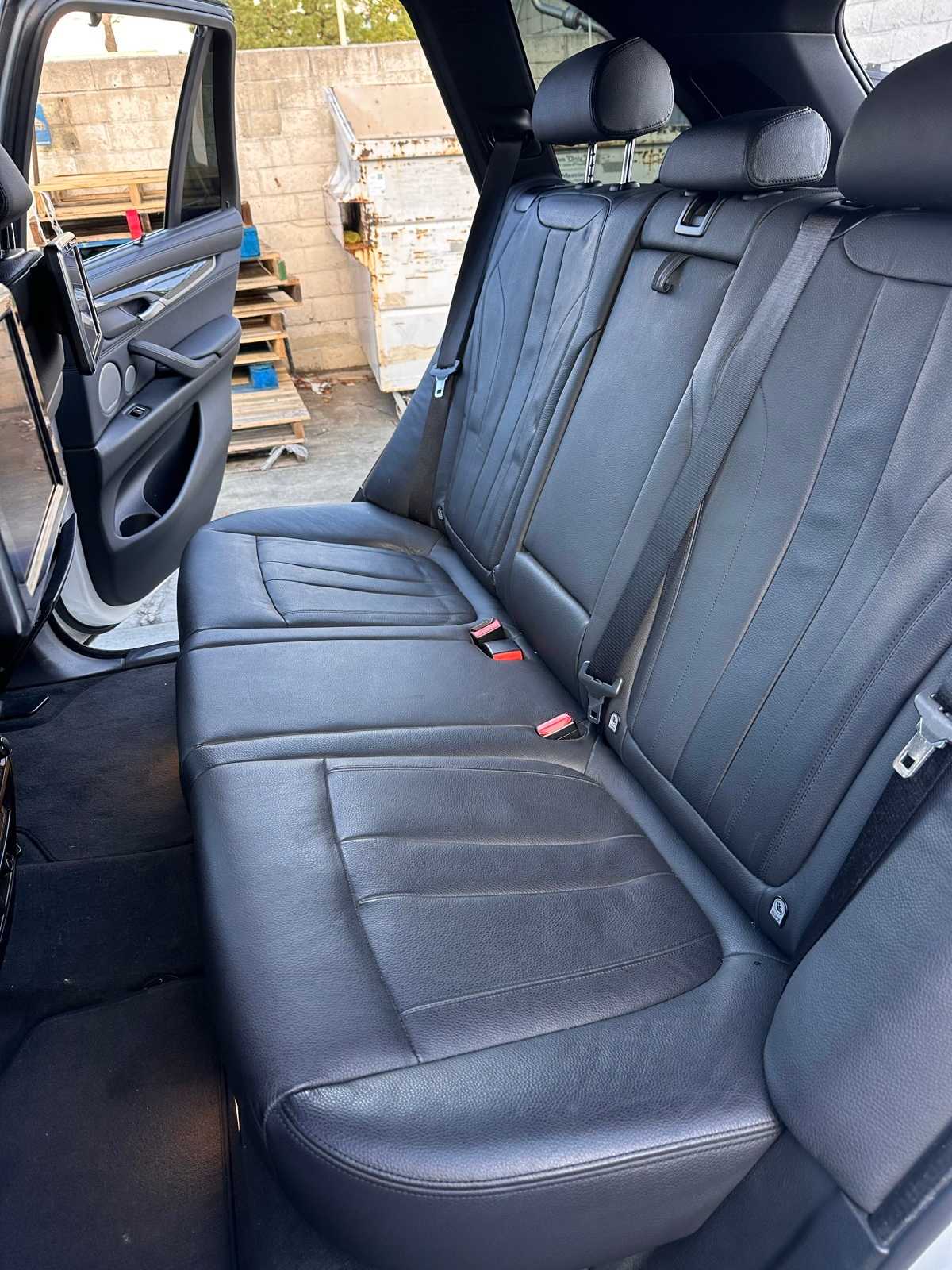 Thumbnail: 2015 BMW X5 - 14