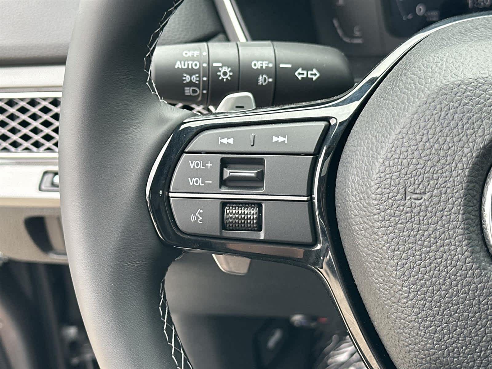 Thumbnail: 2025 Acura Integra - 23