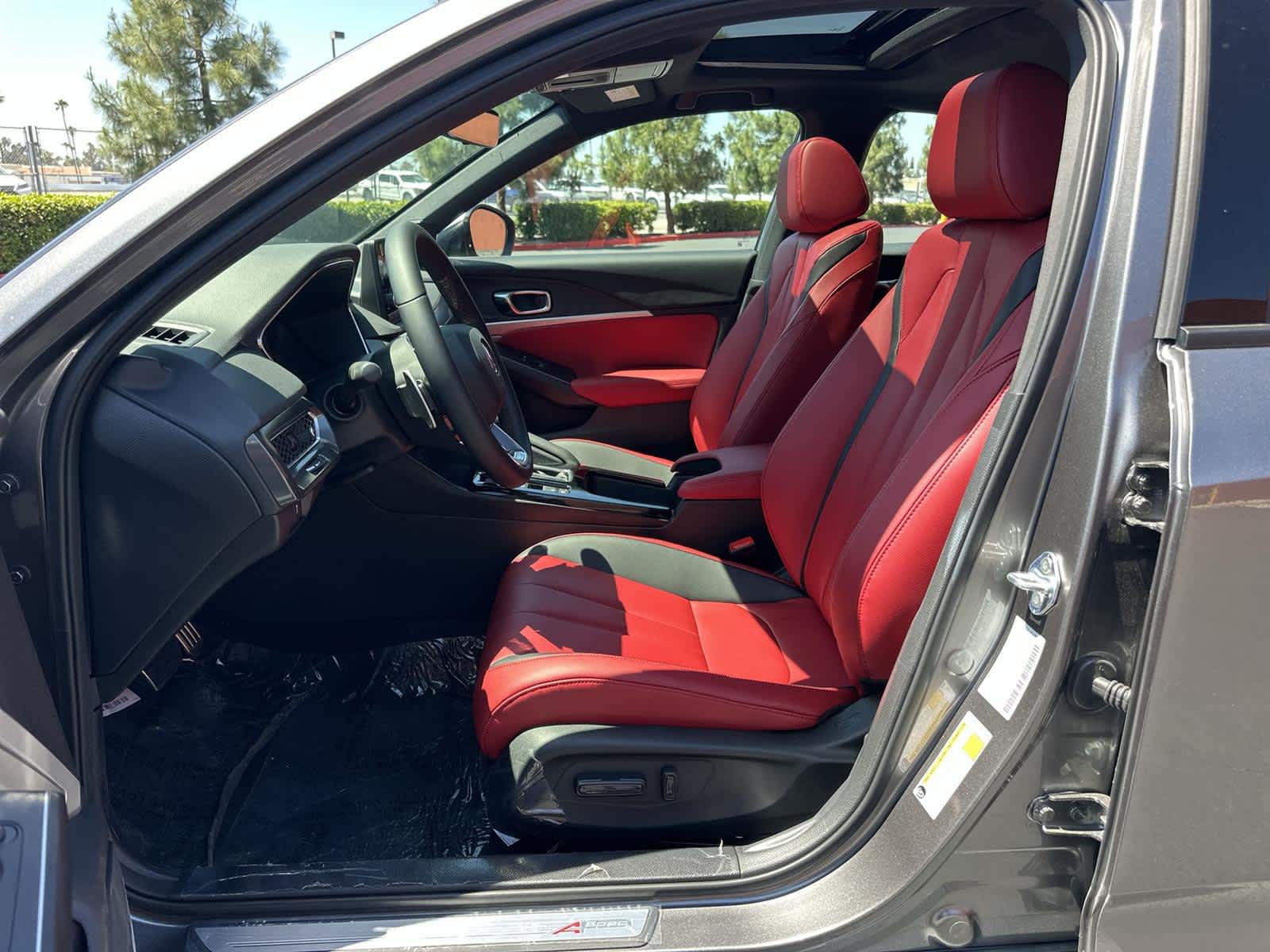 Thumbnail: 2025 Acura Integra - 11