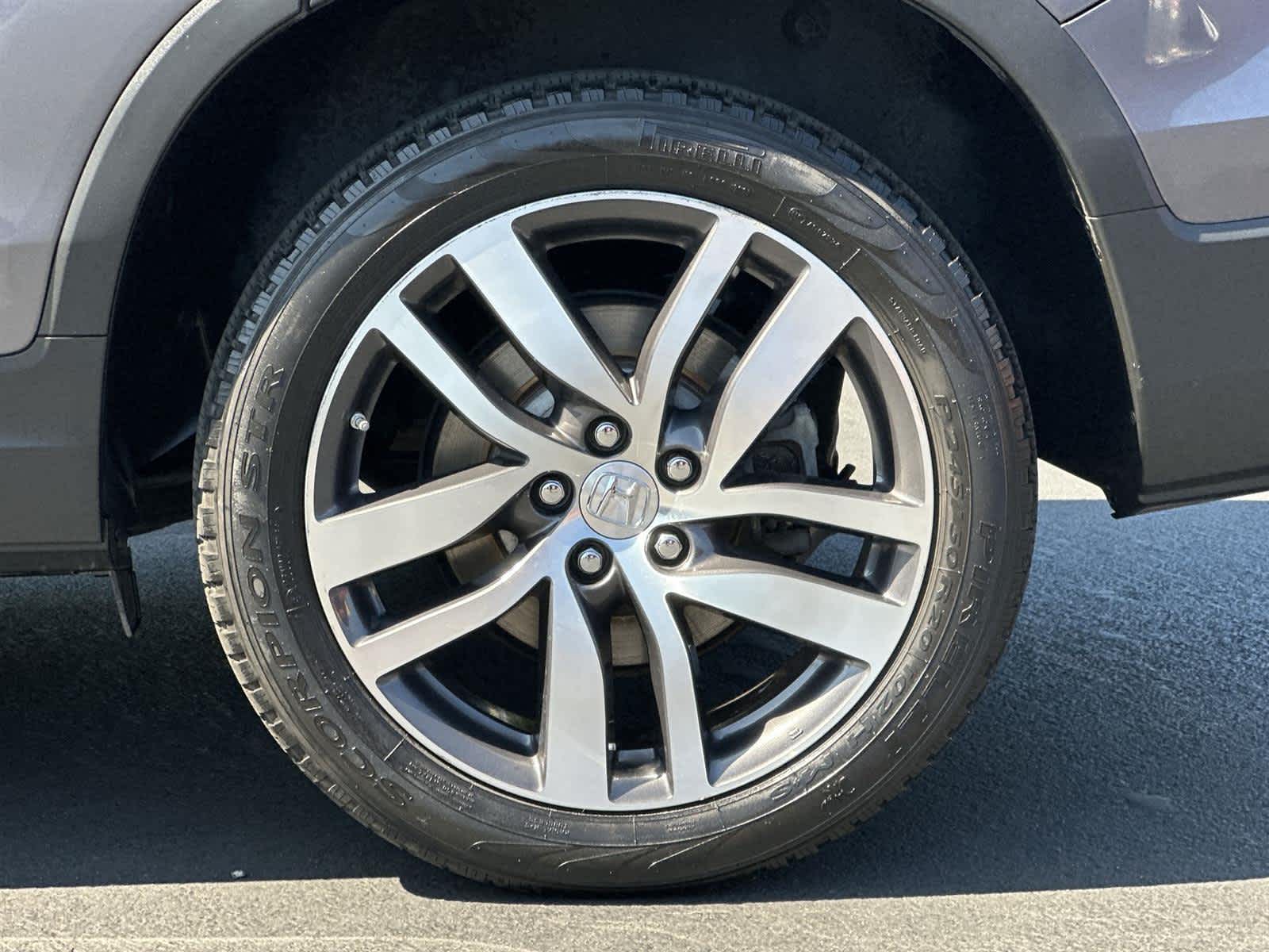 Thumbnail: 2017 Honda Pilot - 8