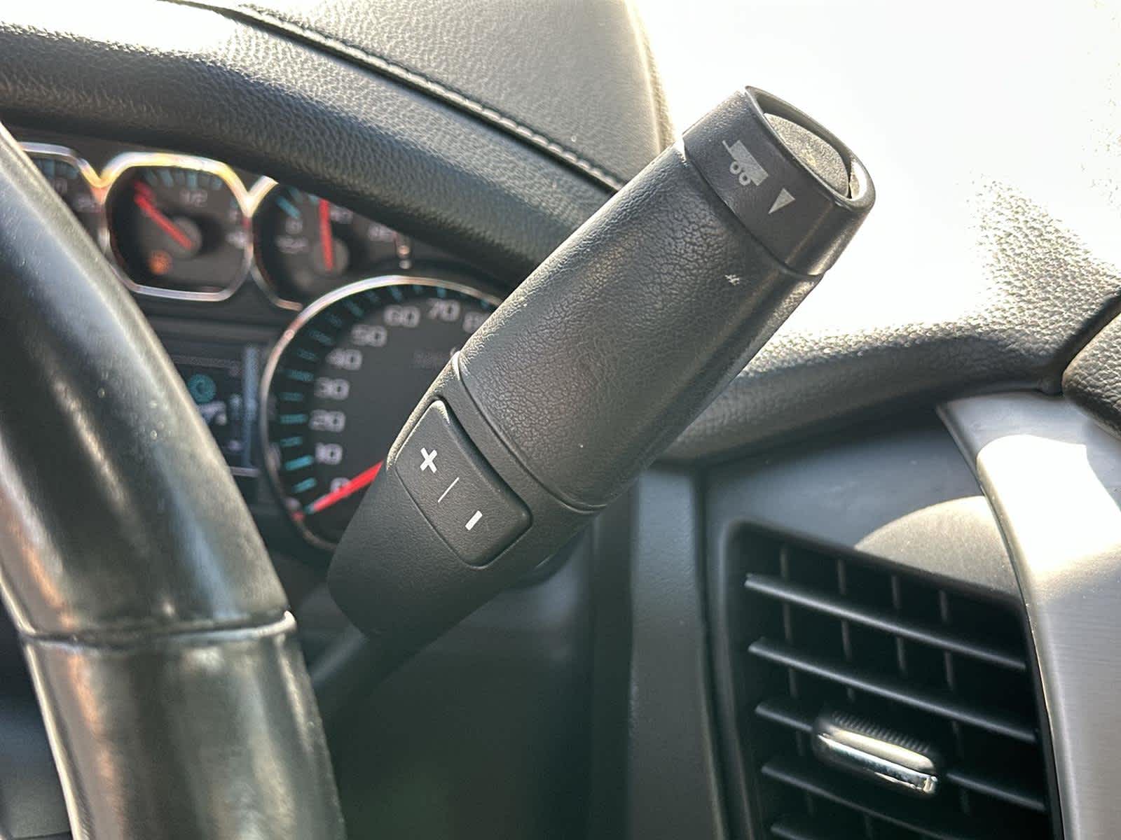 Thumbnail: 2018 GMC Yukon - 17