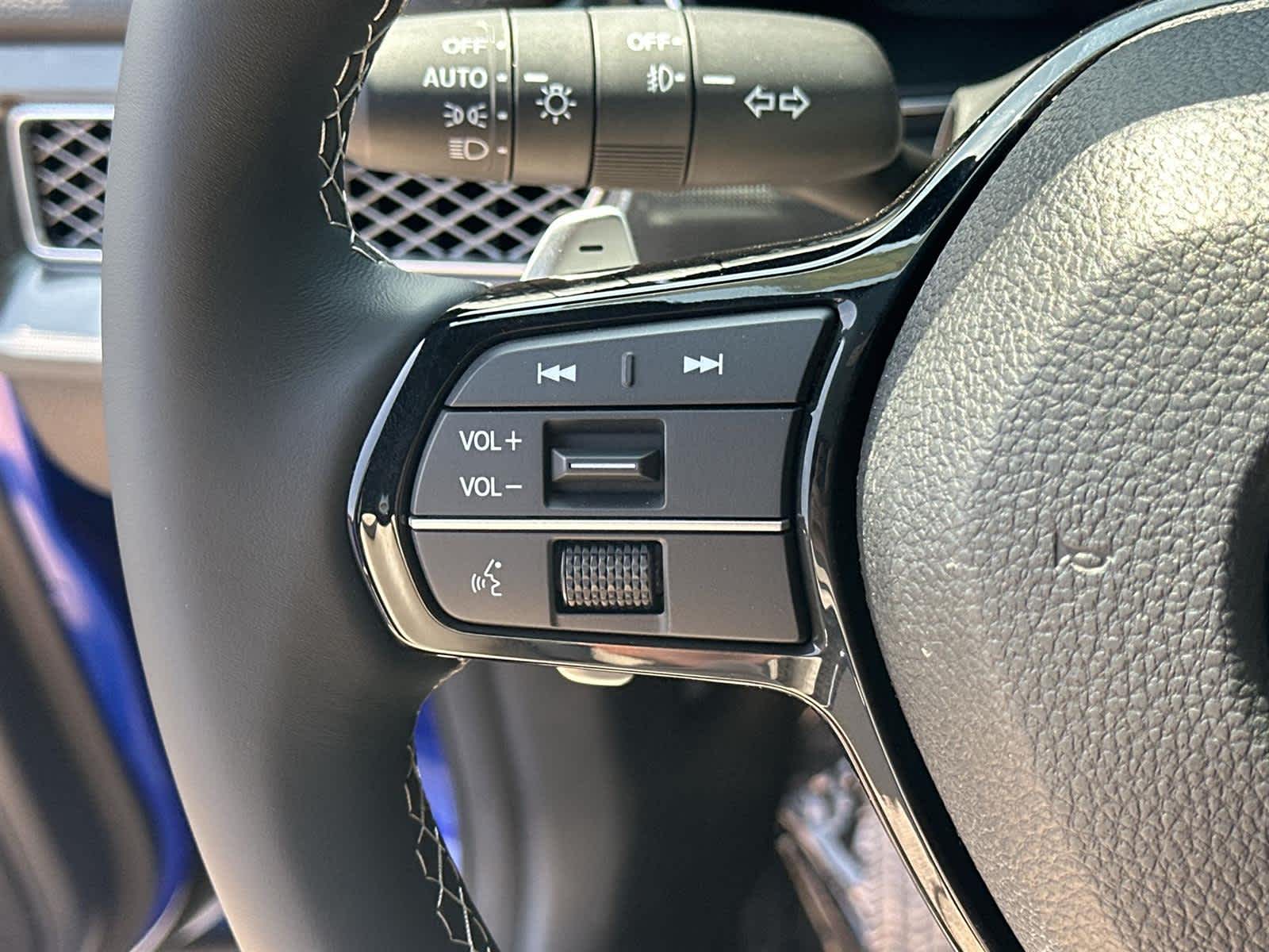 Thumbnail: 2025 Acura Integra - 25