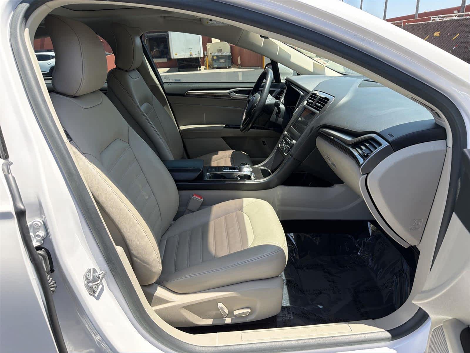 Thumbnail: 2018 Ford Fusion - 15