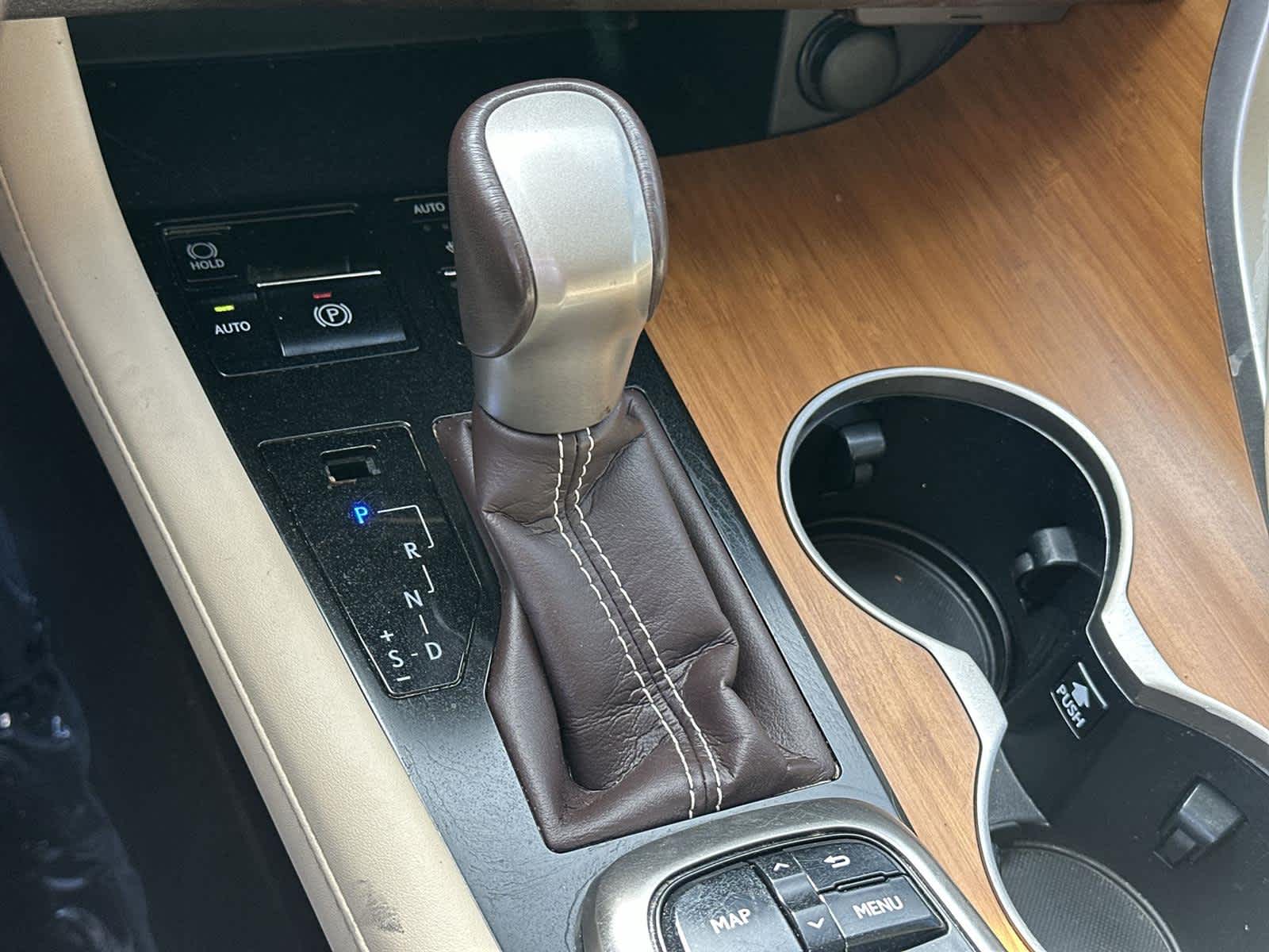 Thumbnail: 2019 Lexus RX - 18