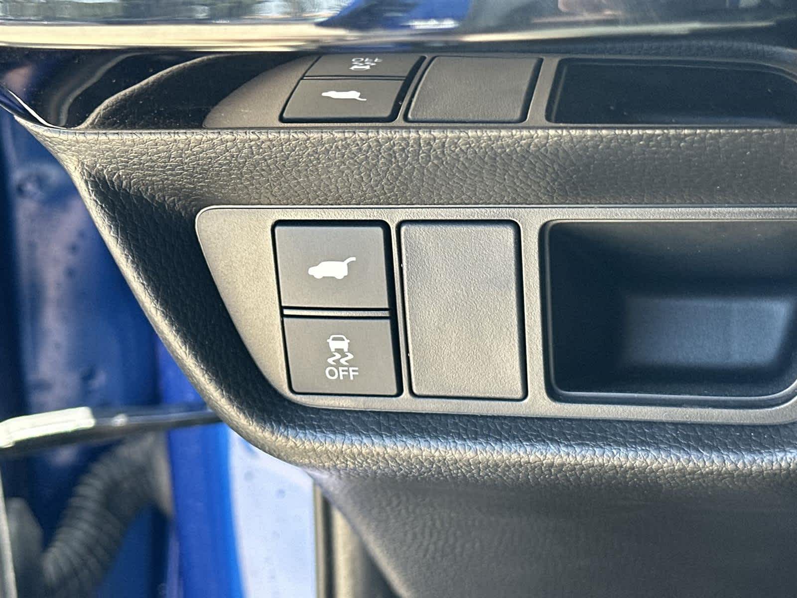 Thumbnail: 2025 Acura ADX - 27